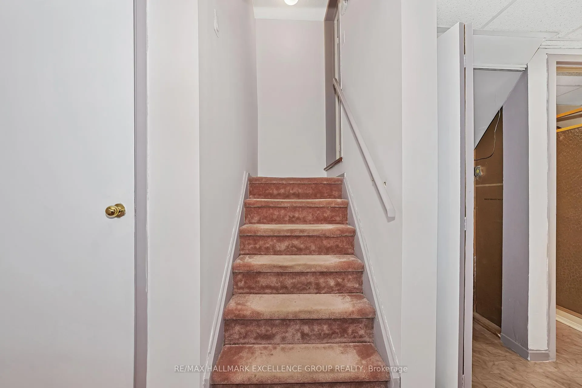 Photo 31 of Unit 67, 710 Coronation Avenue, Ottawa, Riverview Park — HOMEH