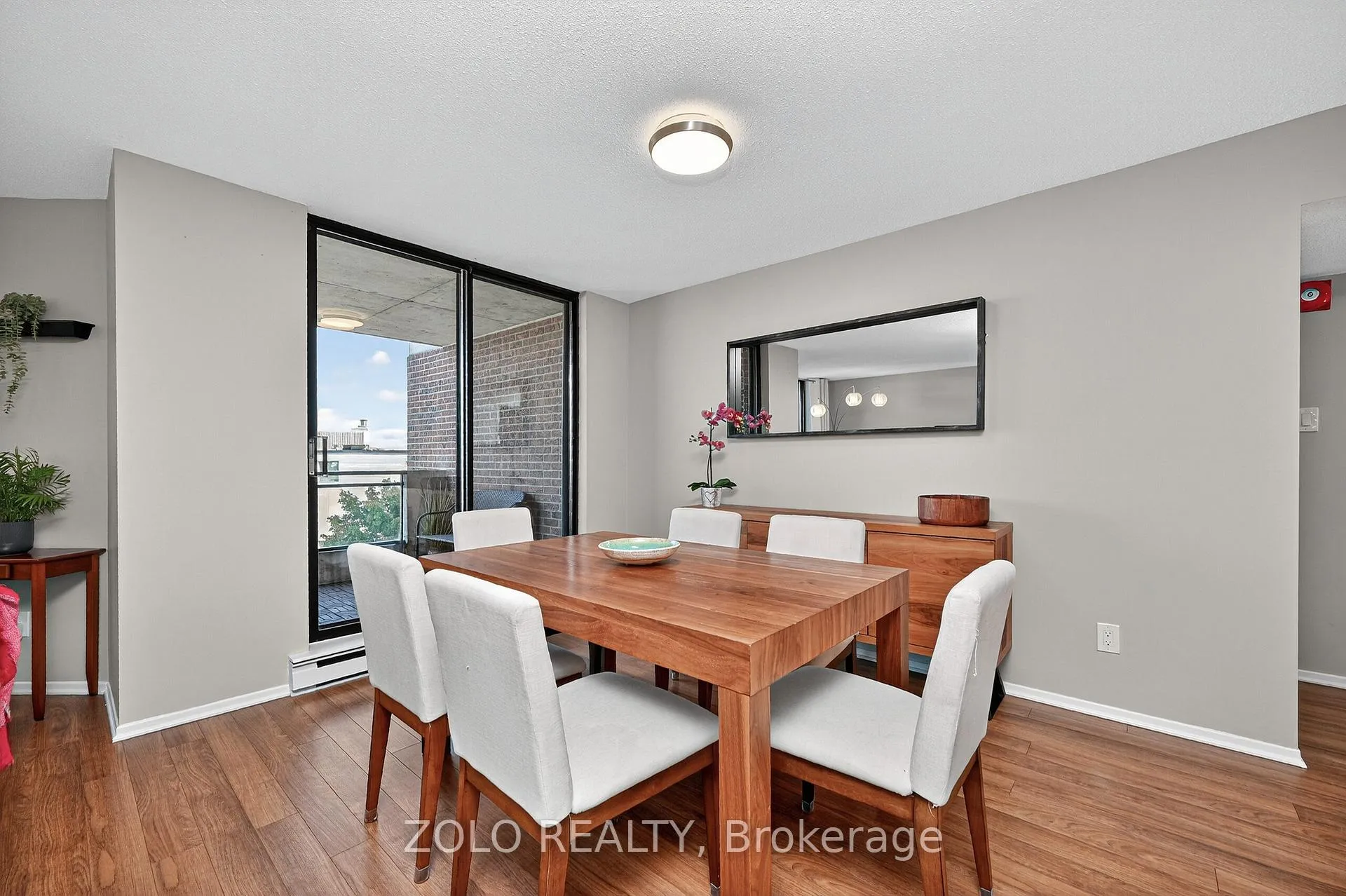Photo 13 of Unit 501, 50 Emmerson Avenue, Ottawa, Mechanicsville — HOMEH