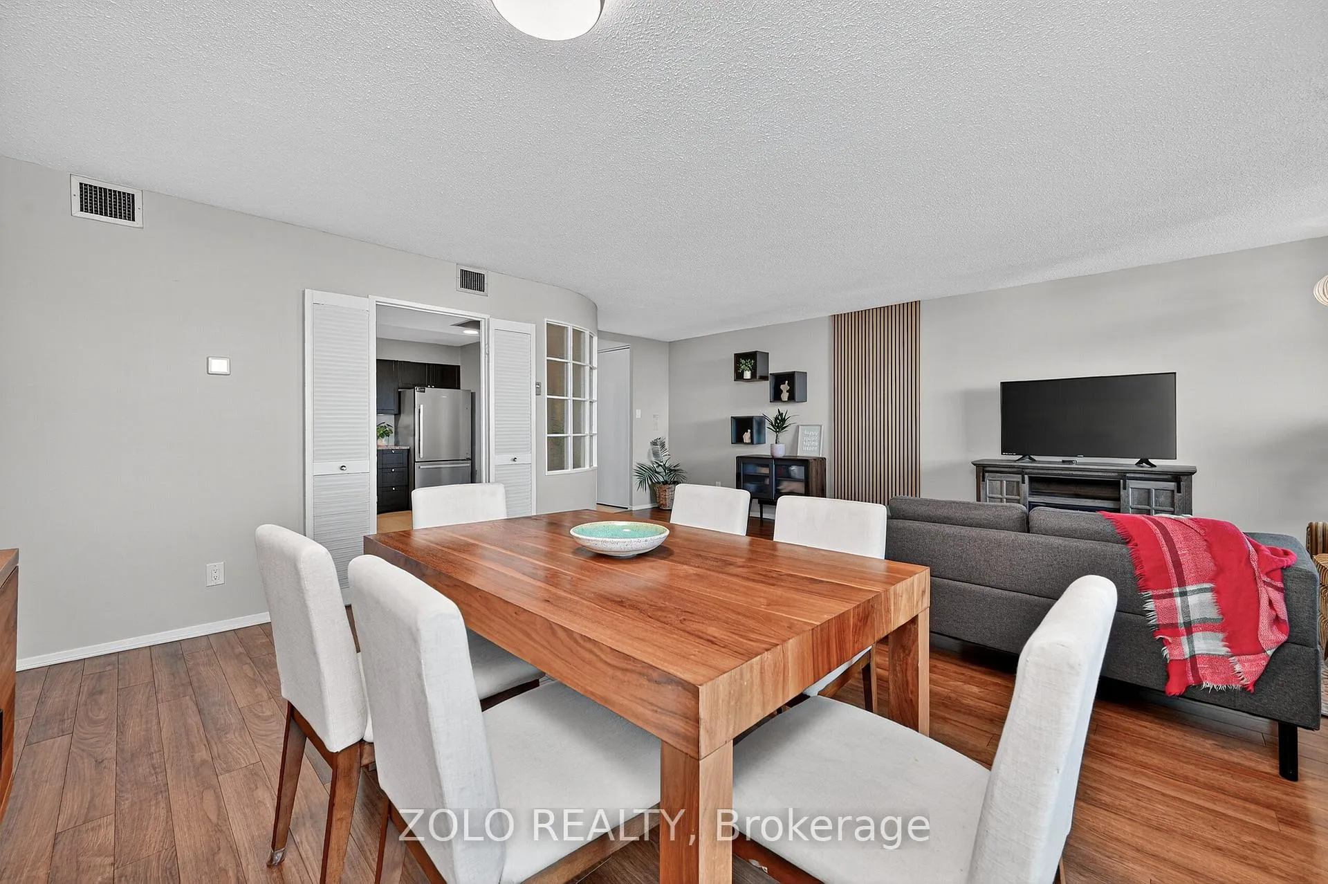 Photo 15 of Unit 501, 50 Emmerson Avenue, Ottawa, Mechanicsville — HOMEH
