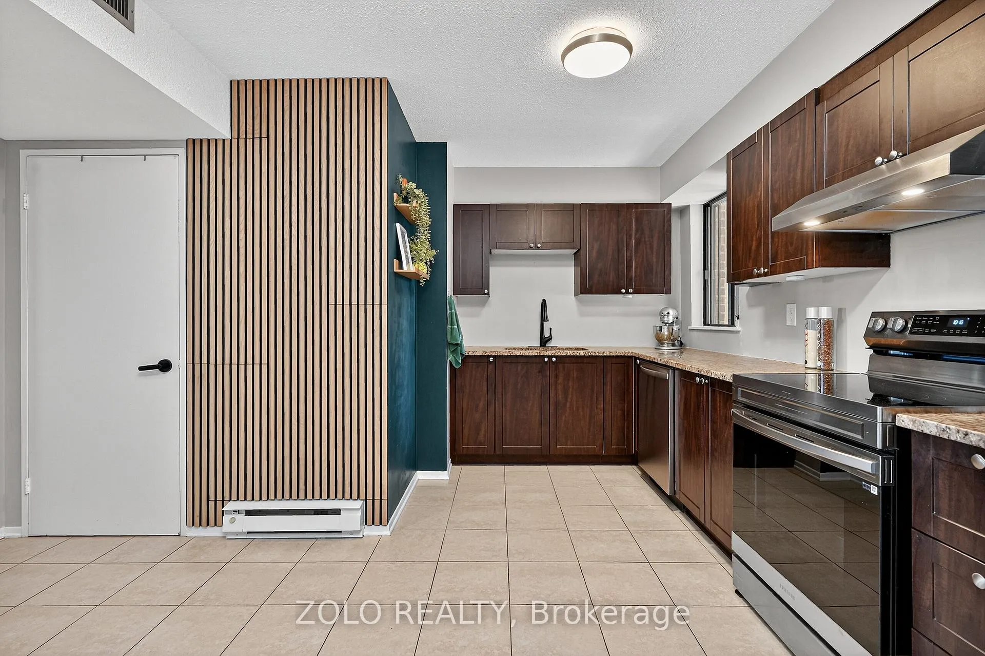 Photo 19 of Unit 501, 50 Emmerson Avenue, Ottawa, Mechanicsville — HOMEH