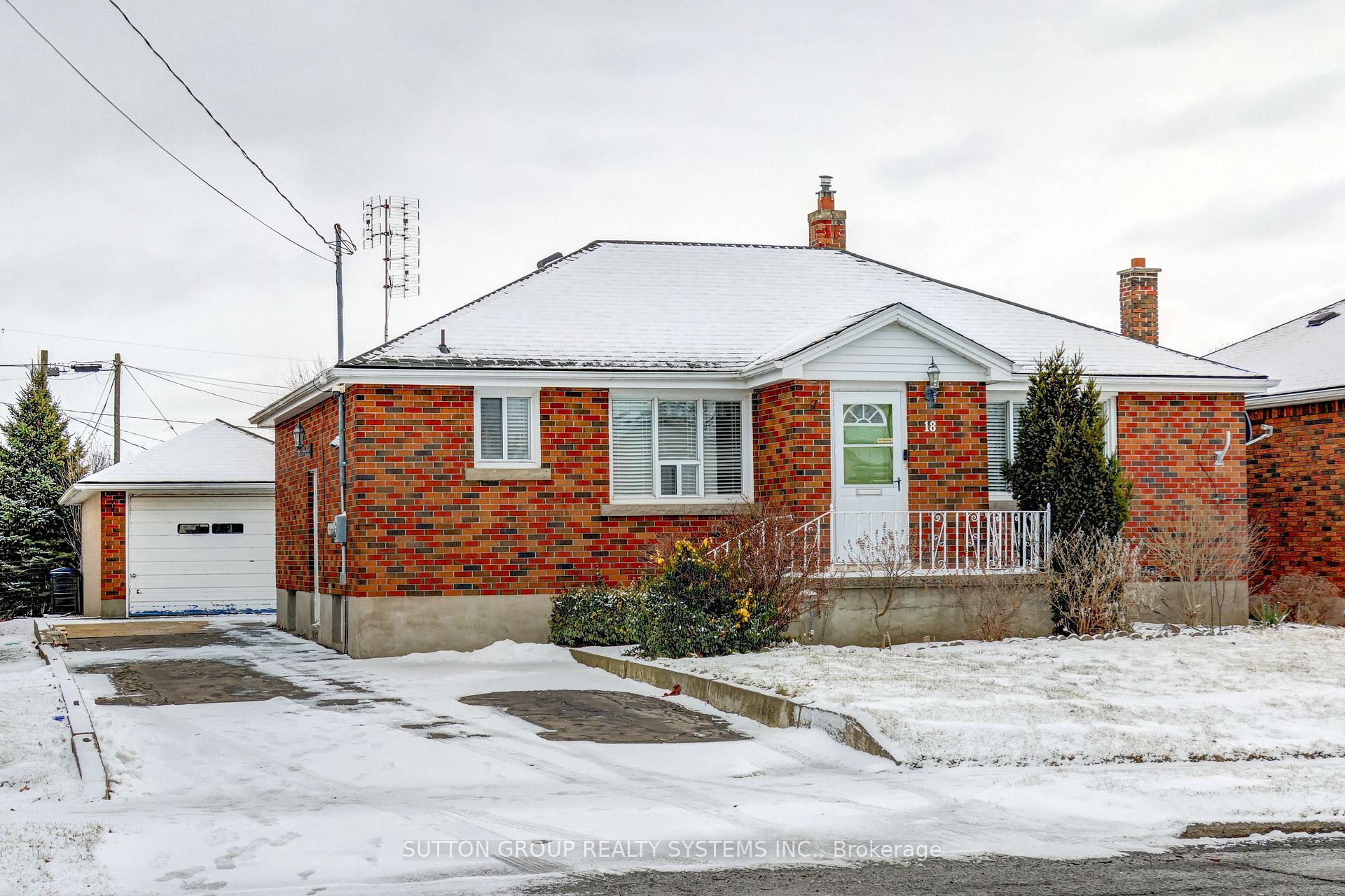 Photo 1 of 18 Whyte Avenue N, Thorold, Thorold Downtown — HOMEH