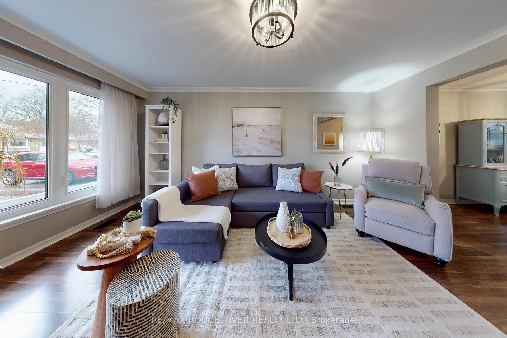 Photo 5 of 81 Rochman Boulevard, Scarborough, Woburn — HOMEH