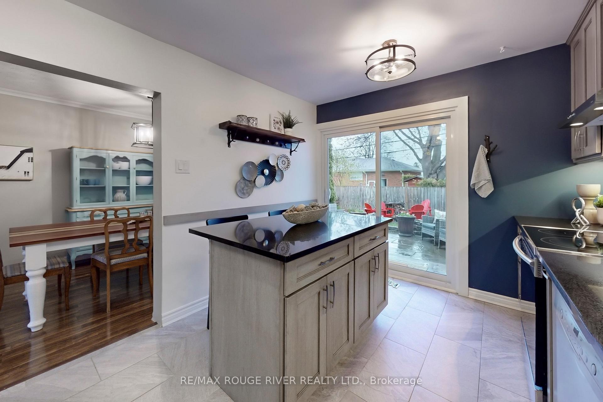 Photo 17 of 81 Rochman Boulevard, Scarborough, Woburn — HOMEH