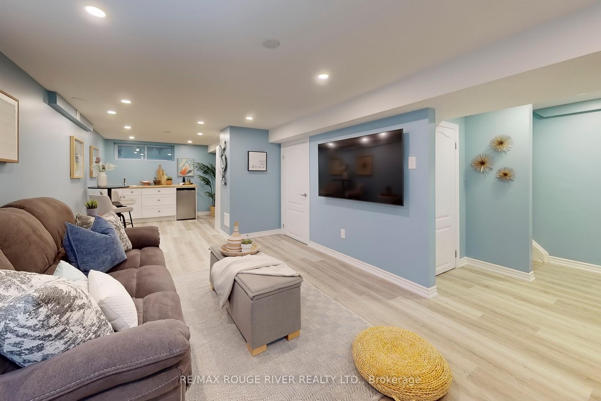 Photo 34 of 81 Rochman Boulevard, Scarborough, Woburn — HOMEH