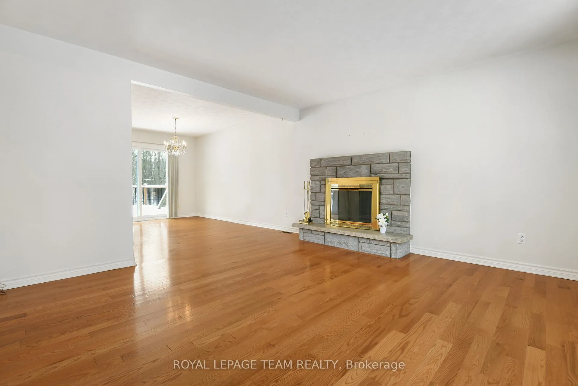 Photo 7 of 5866 Piperville Road, Ottawa, Carlsbad Springs — HOMEH