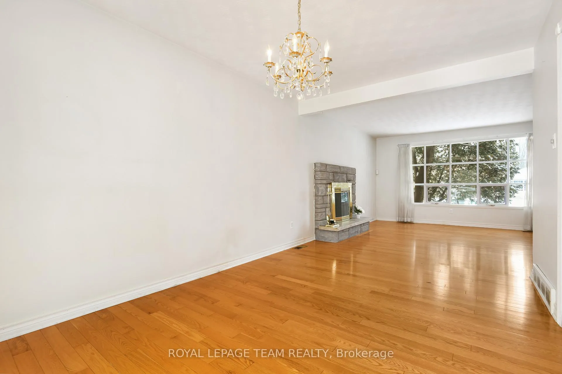 Photo 11 of 5866 Piperville Road, Ottawa, Carlsbad Springs — HOMEH