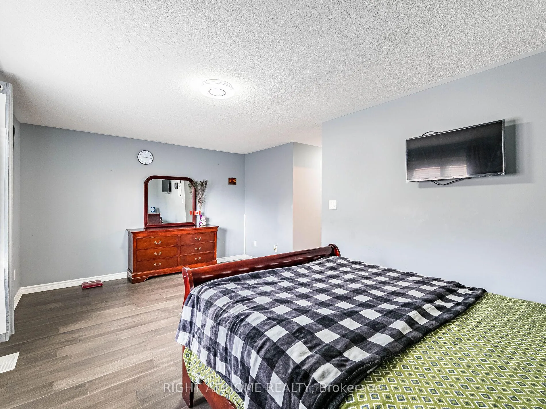 Photo 26 of 1302 Ruddy Crescent, Milton, Beaty — HOMEH