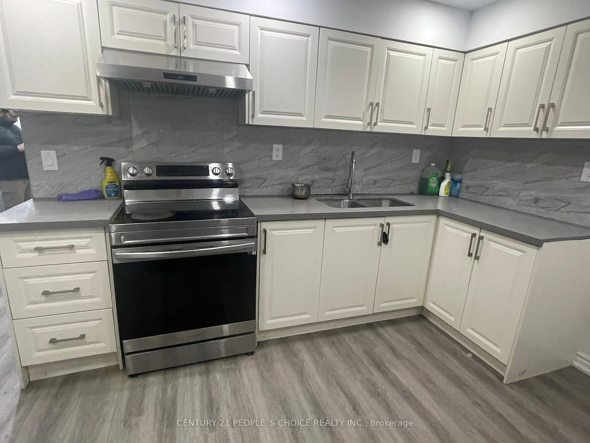 Photo 4 of Unit Basement, 28 Meandering Trail, Scarborough, Rouge — HOMEH