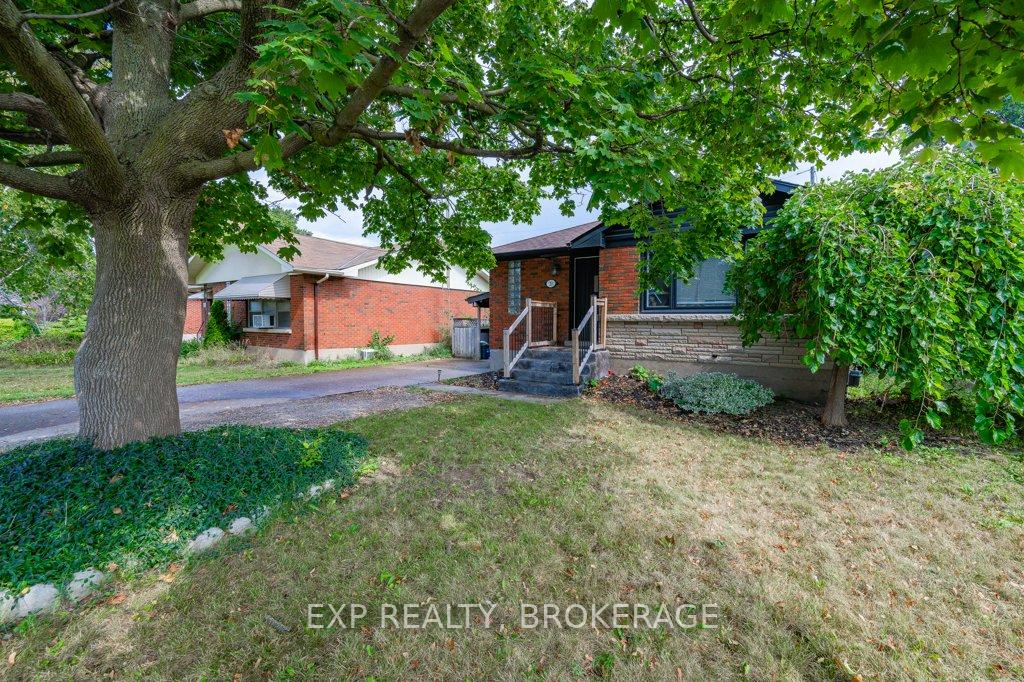 Photo 3 of 20 Collier Road N, Thorold, Thorold Downtown — HOMEH