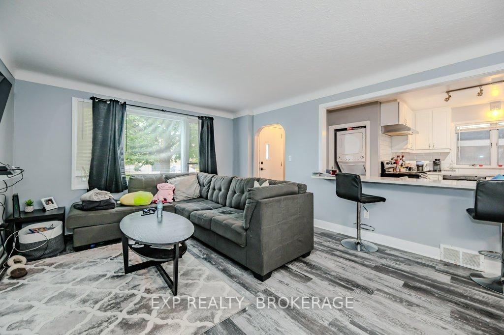 Photo 8 of 20 Collier Road N, Thorold, Thorold Downtown — HOMEH