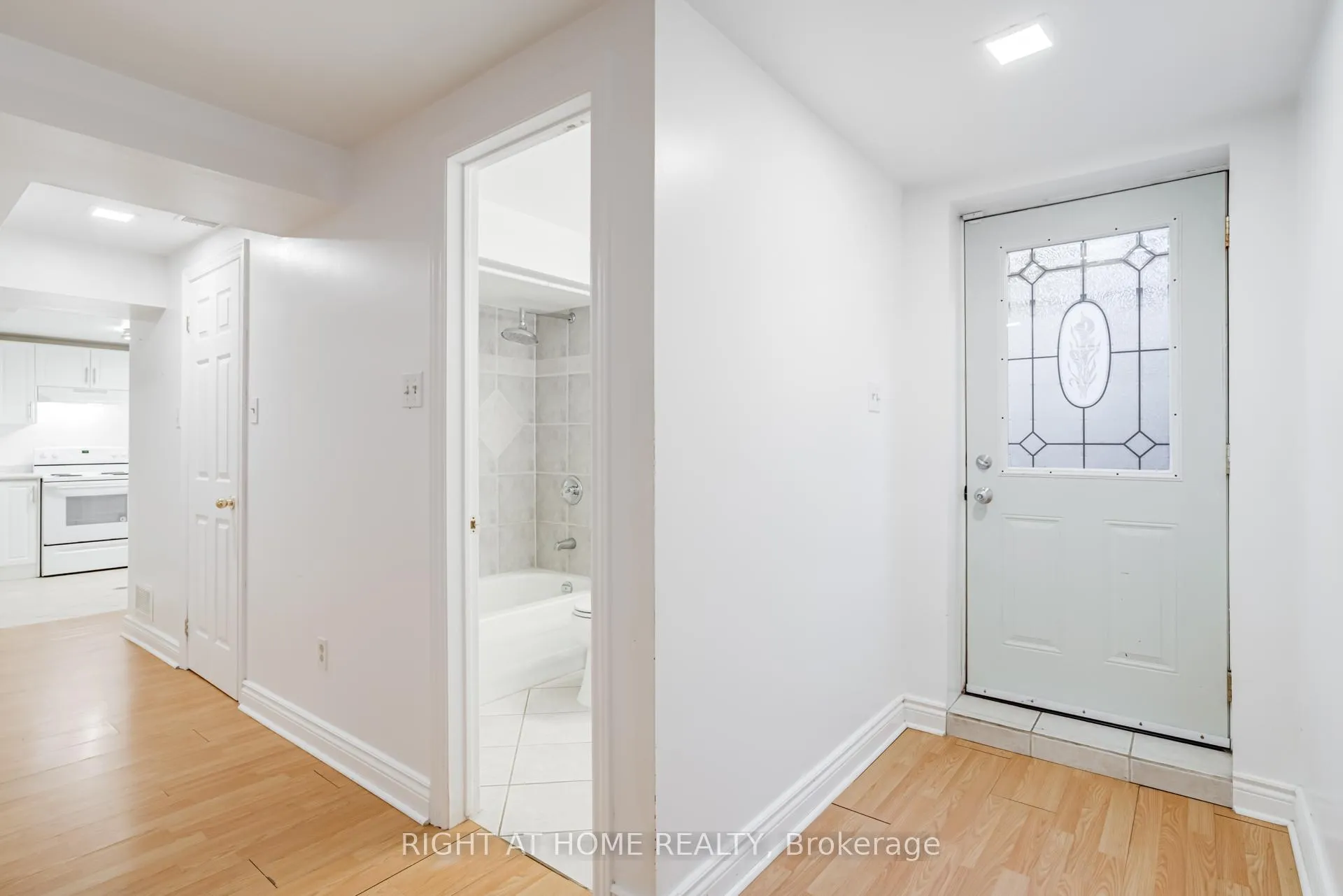 Photo 21 of 108 Rotherglen Road N, Ajax, Central West — HOMEH