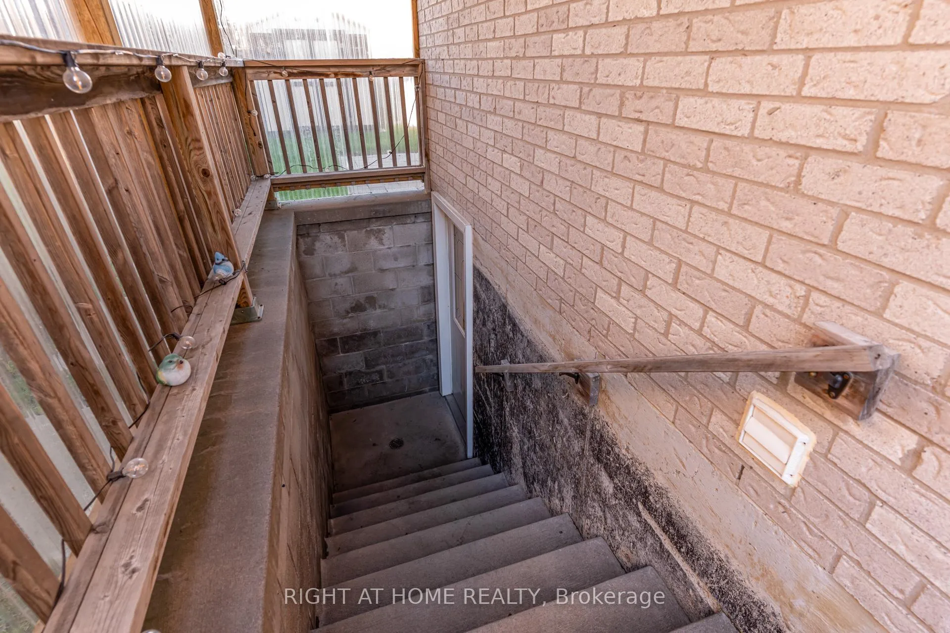 Photo 22 of 108 Rotherglen Road N, Ajax, Central West — HOMEH
