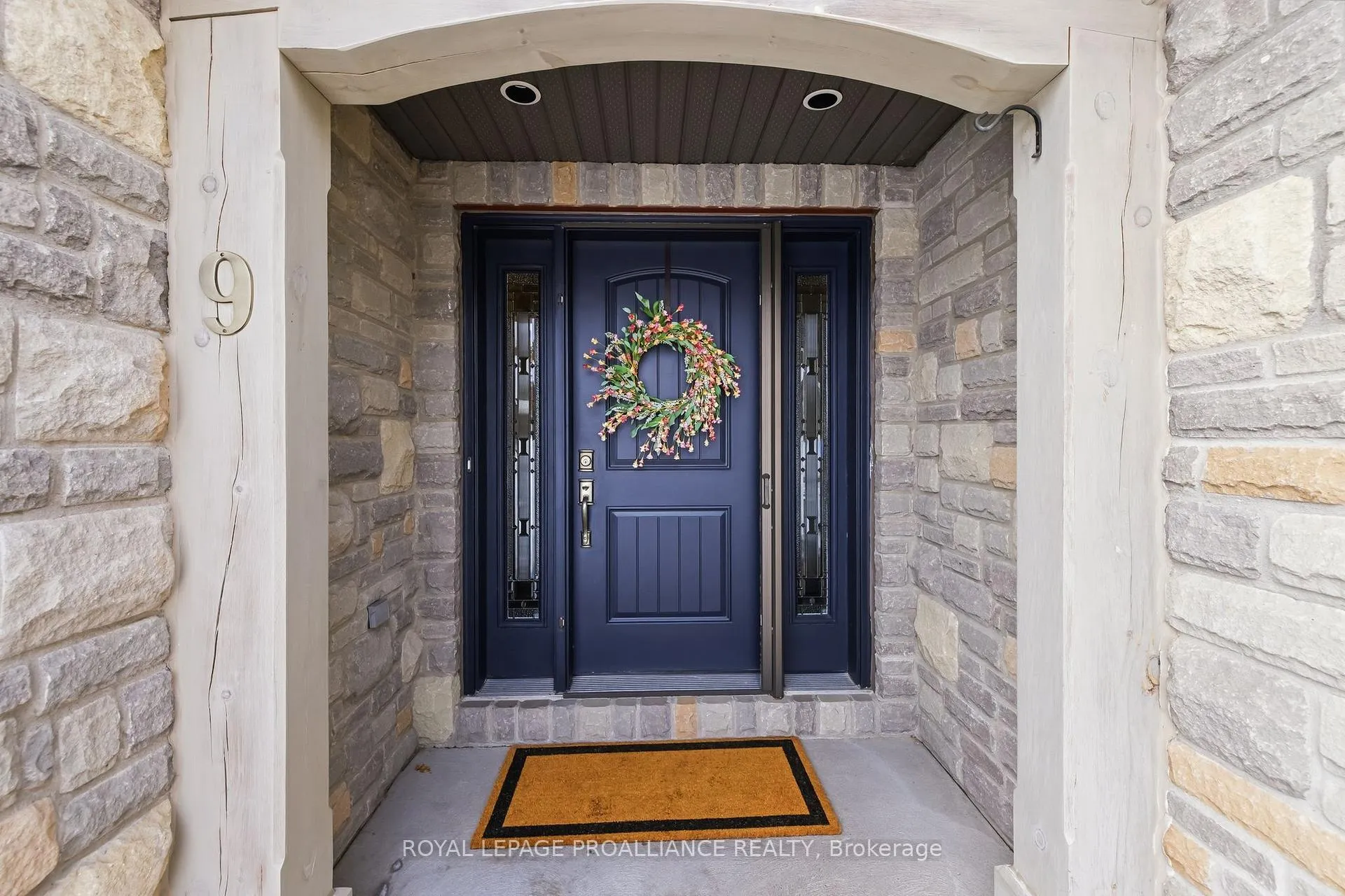 Photo 3 of 9 Rosslyn Drive, Brighton — HOMEH