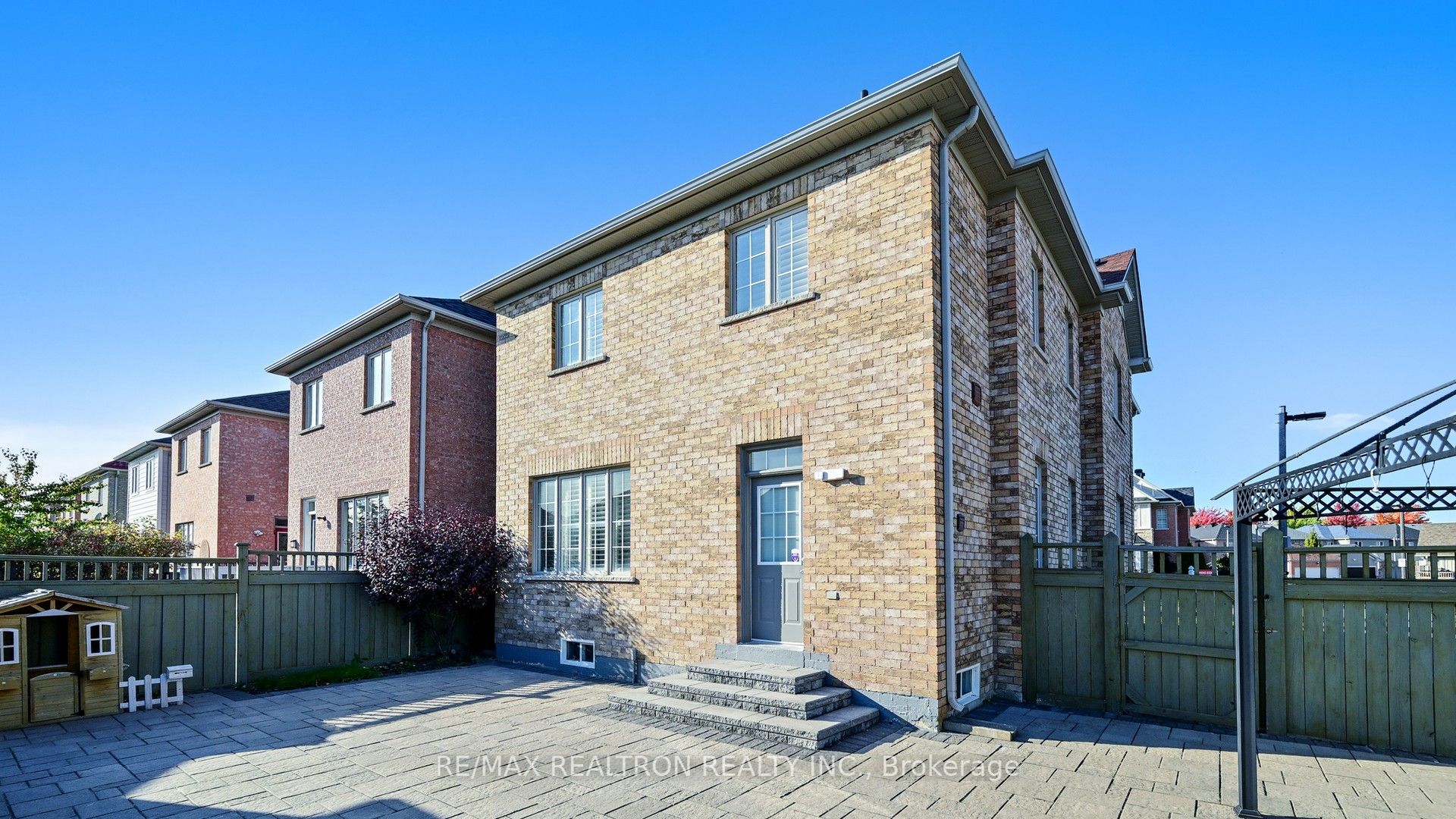 Photo 67 of 97 Kenilworth Gate, Markham, Cornell — HOMEH