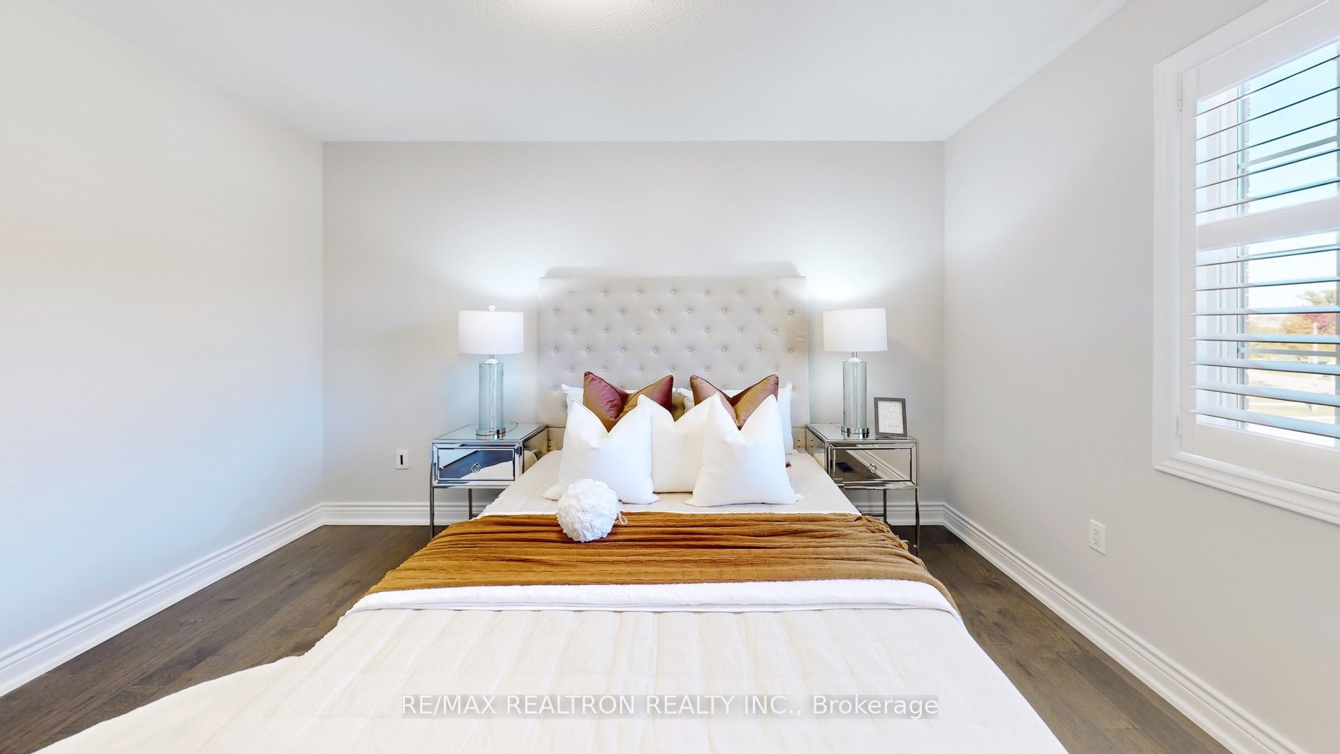 Photo 60 of 97 Kenilworth Gate, Markham, Cornell — HOMEH