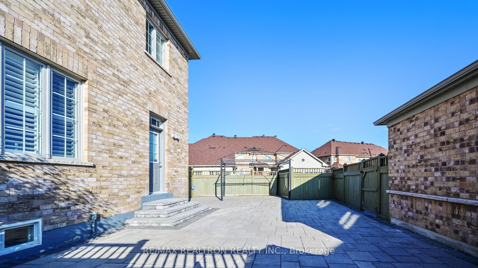 Photo 66 of 97 Kenilworth Gate, Markham, Cornell — HOMEH