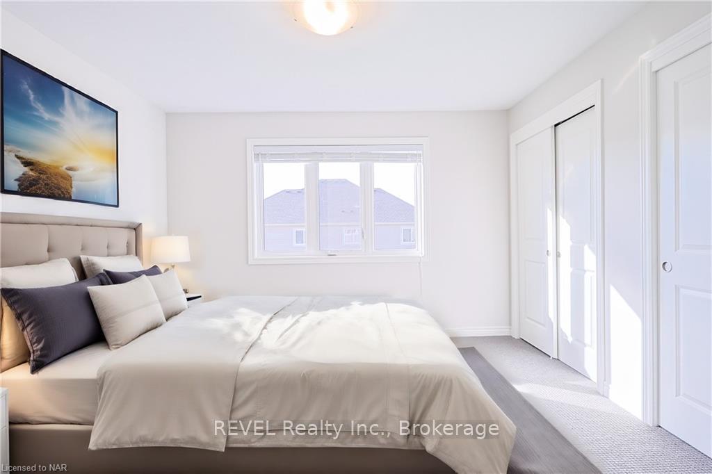 Photo 13 of 17 Hawthorn Avenue, Thorold, Confederation Heights — HOMEH