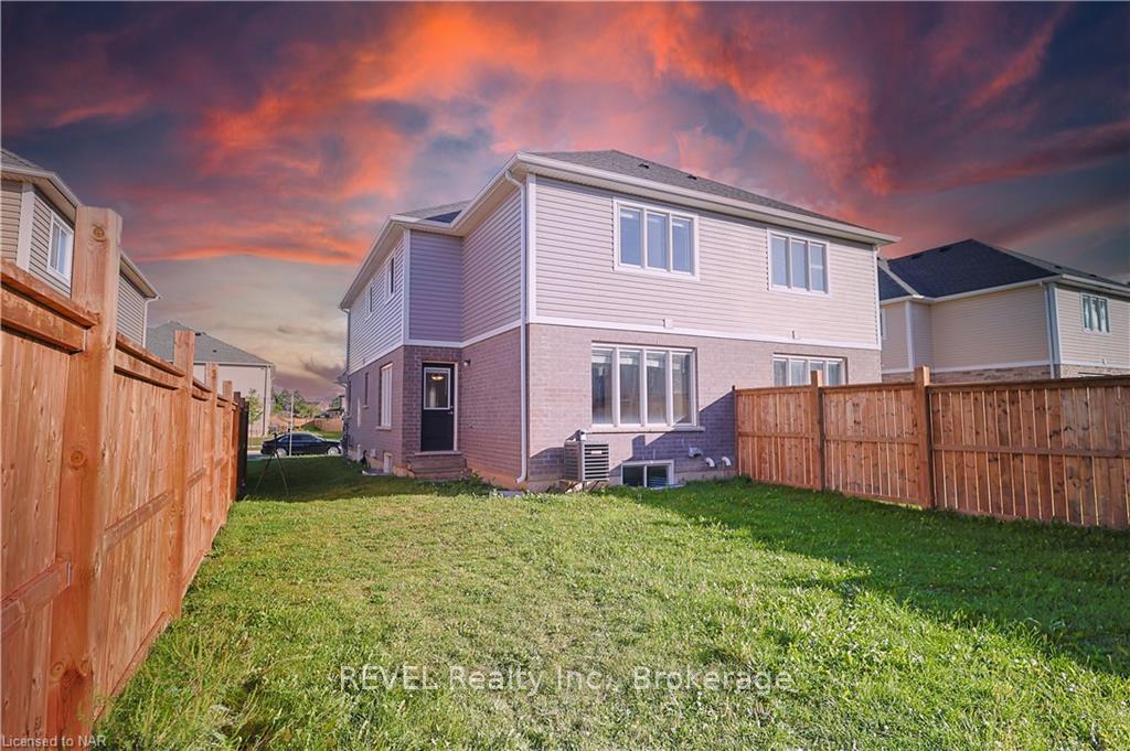 Photo 23 of 17 Hawthorn Avenue, Thorold, Confederation Heights — HOMEH
