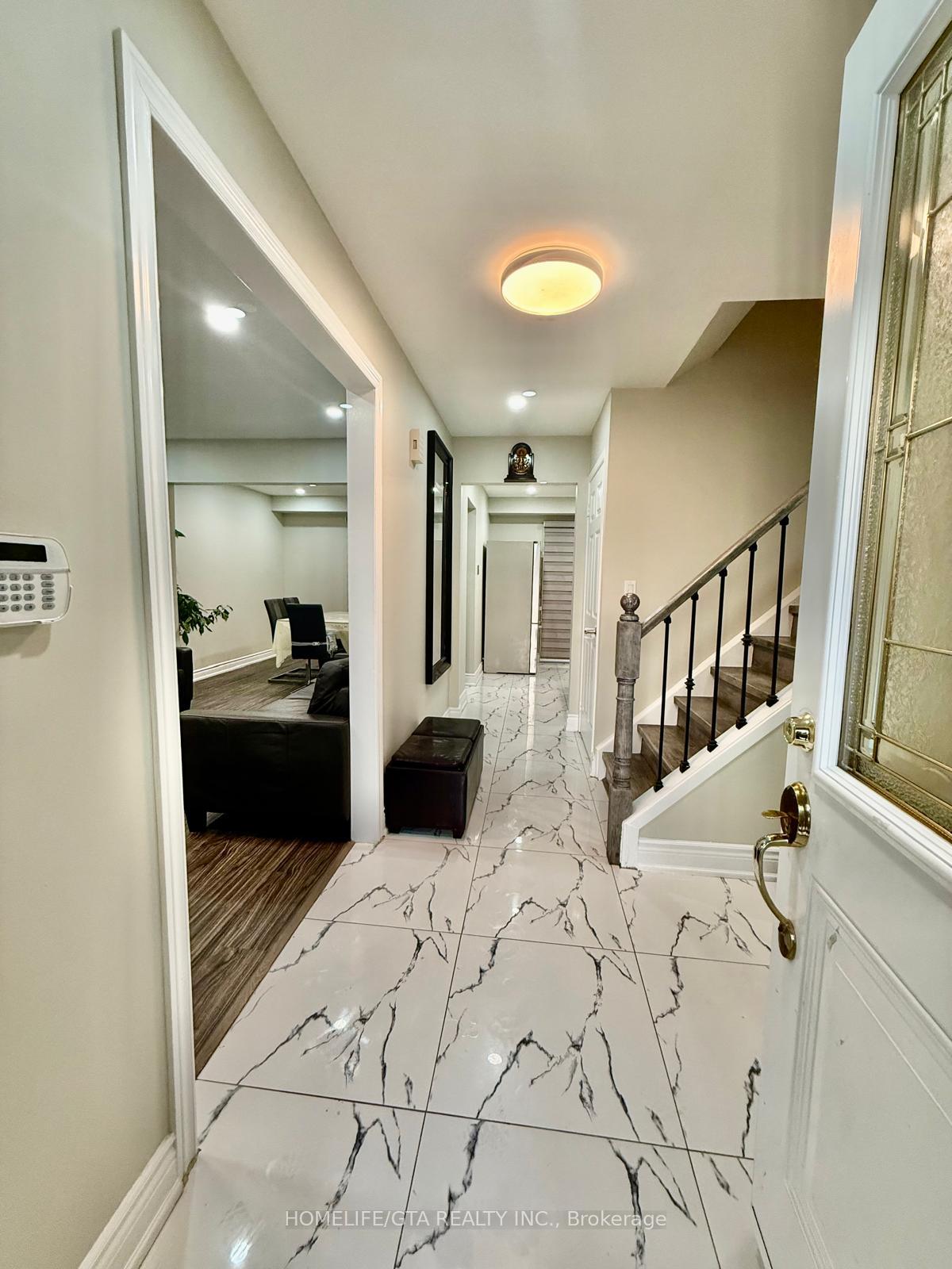 Photo 3 of 30 Chad Crescent, Scarborough, Malvern — HOMEH