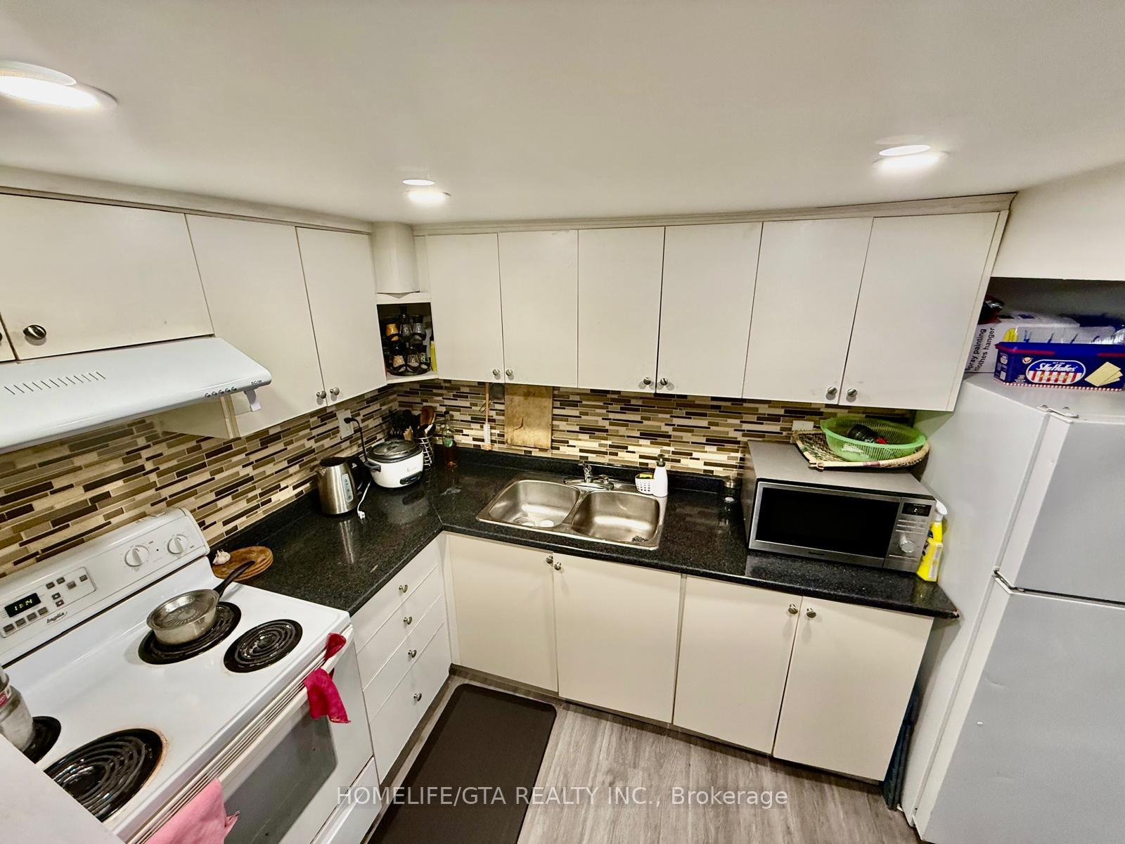 Photo 19 of 30 Chad Crescent, Scarborough, Malvern — HOMEH