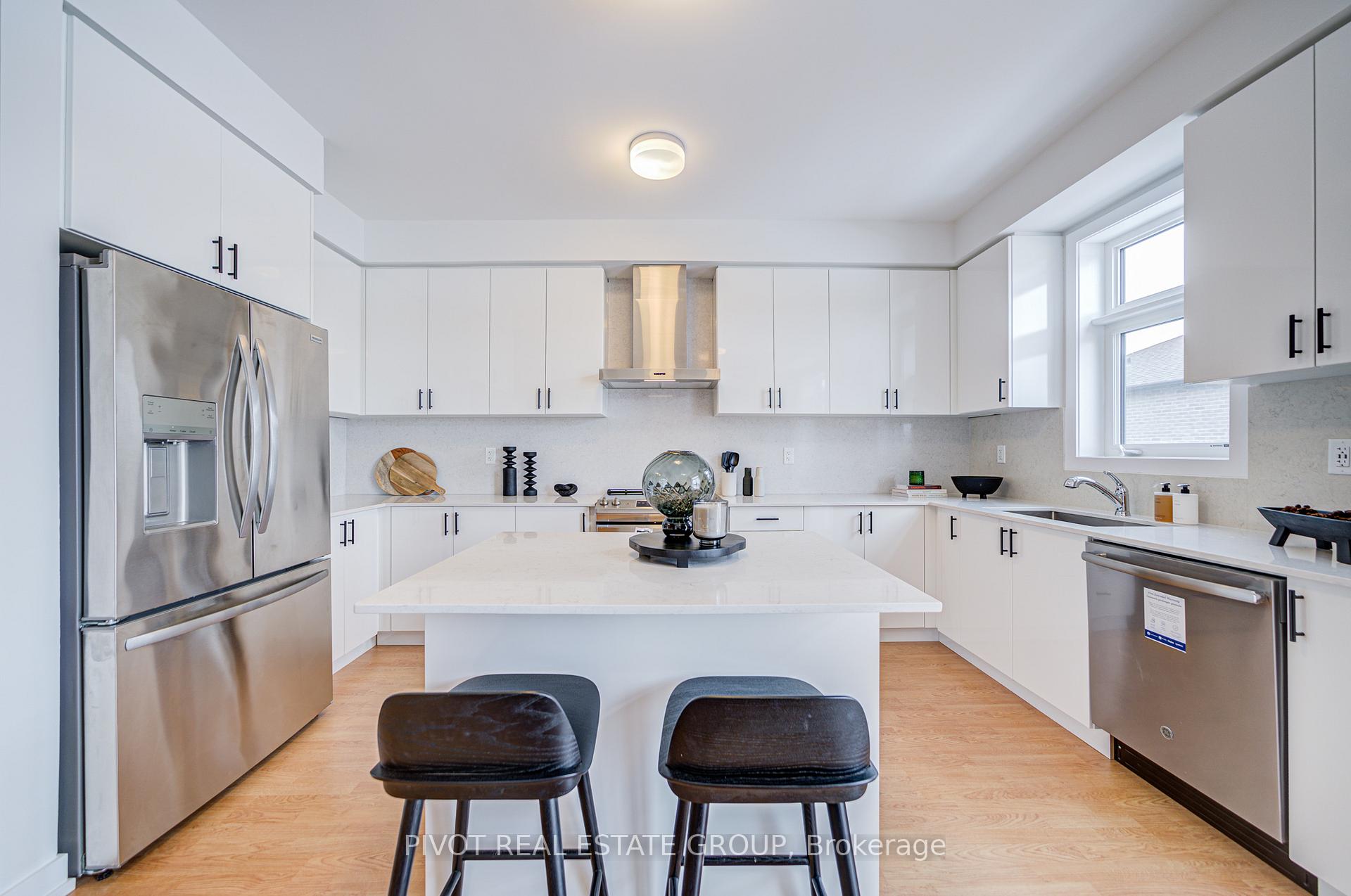 Photo 10 of 163 Brockley Drive, Scarborough, Bendale — HOMEH