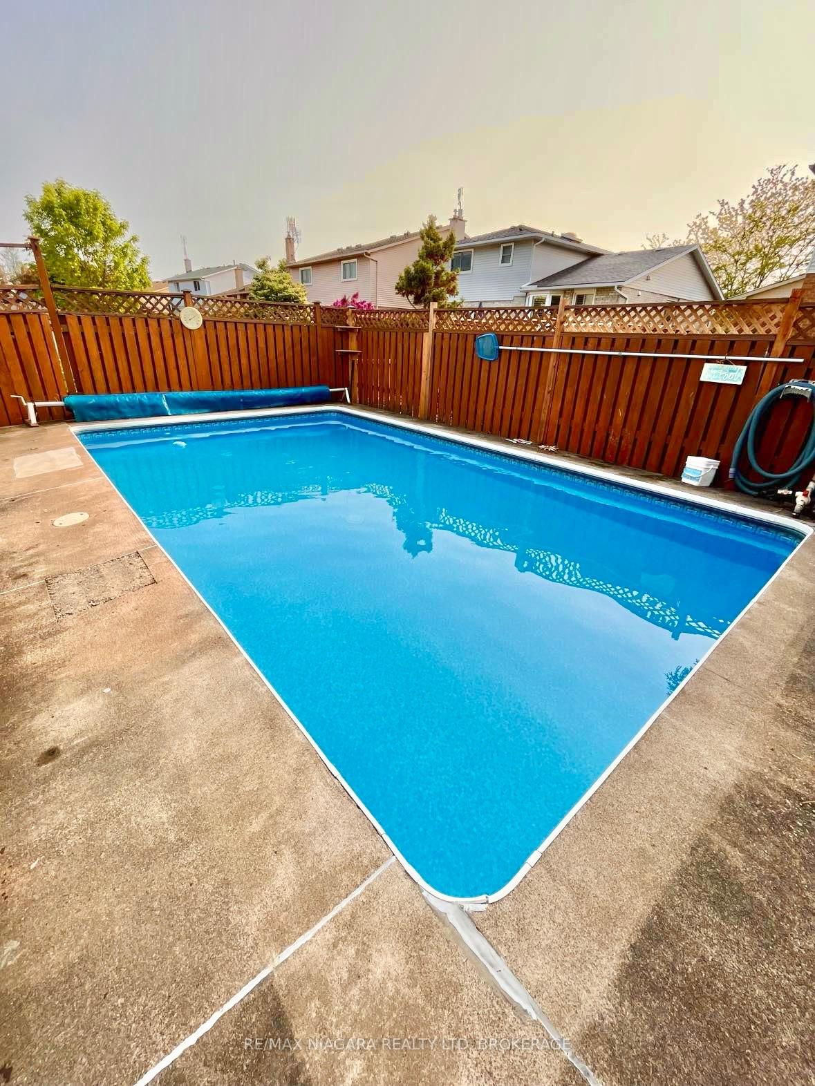 Photo 26 of 46 Baxter Crescent, Thorold, Confederation Heights — HOMEH