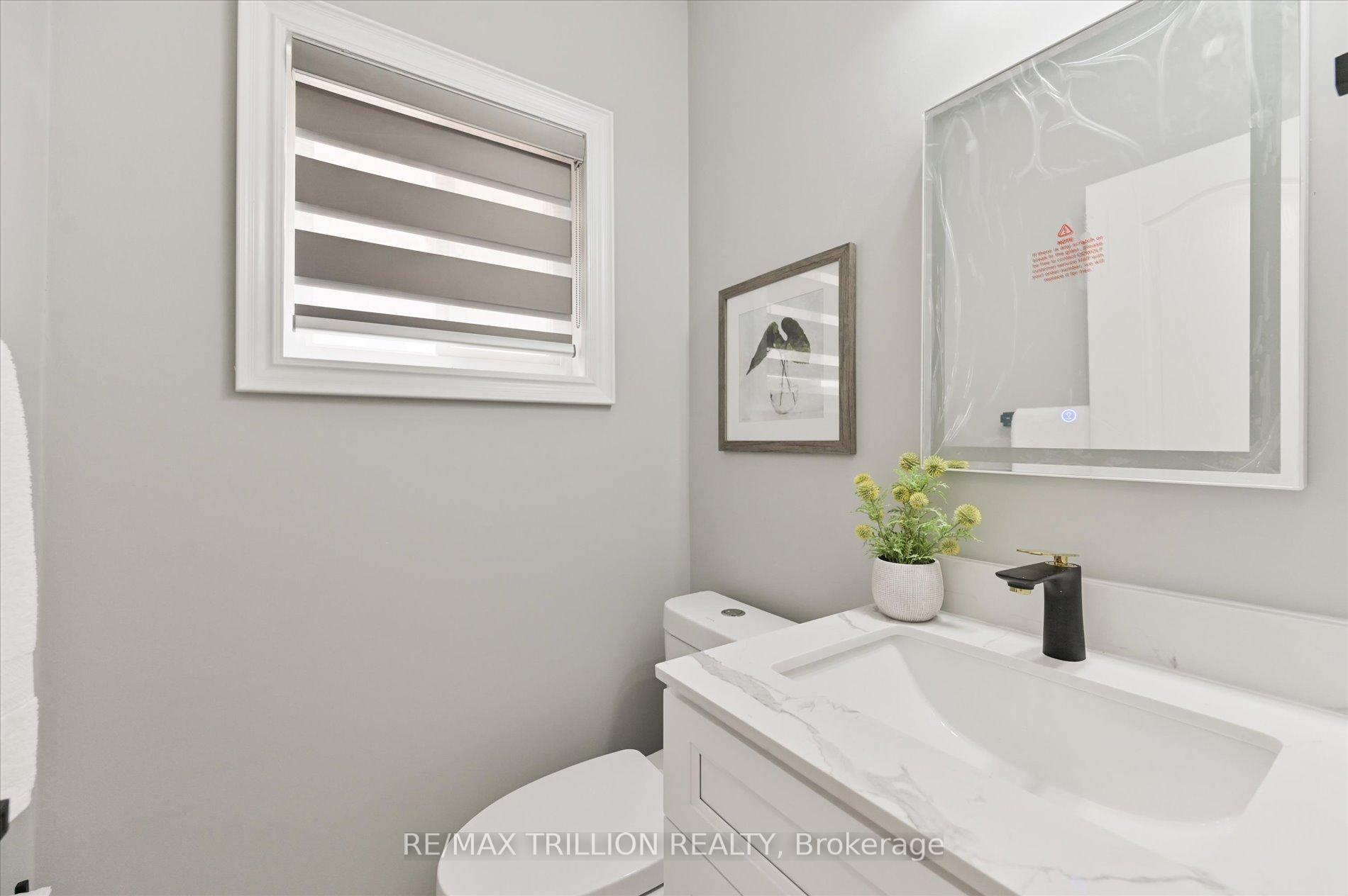 Photo 18 of 611 Staines Road, Scarborough, Rouge — HOMEH