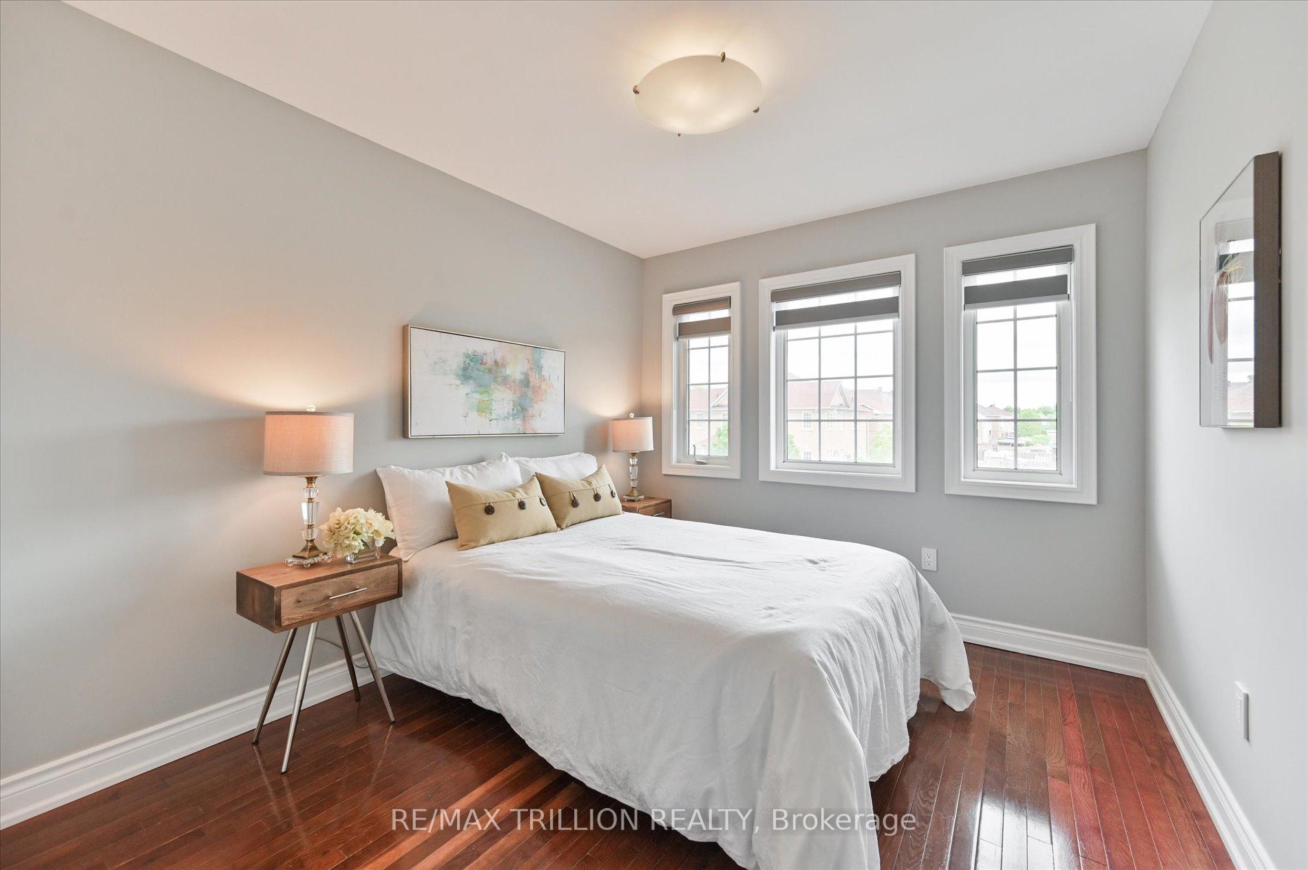 Photo 27 of 611 Staines Road, Scarborough, Rouge — HOMEH