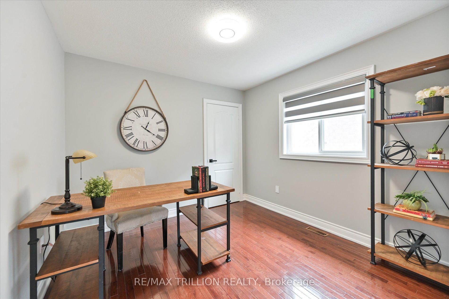 Photo 28 of 611 Staines Road, Scarborough, Rouge — HOMEH