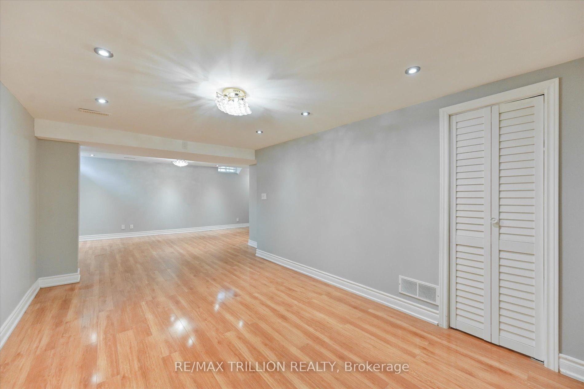 Photo 34 of 611 Staines Road, Scarborough, Rouge — HOMEH