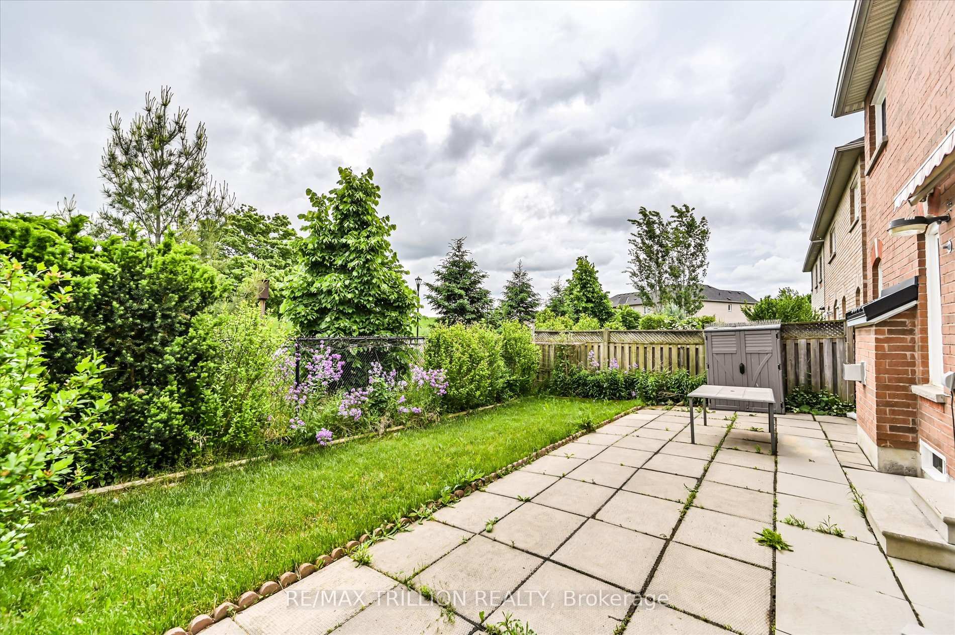 Photo 39 of 611 Staines Road, Scarborough, Rouge — HOMEH