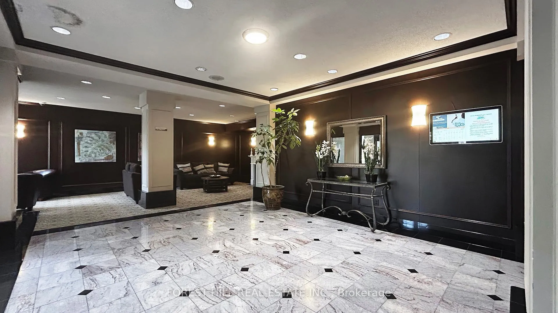 Photo 6 of Unit 1109, 110 Promenade Circle, Vaughan, Brownridge — HOMEH