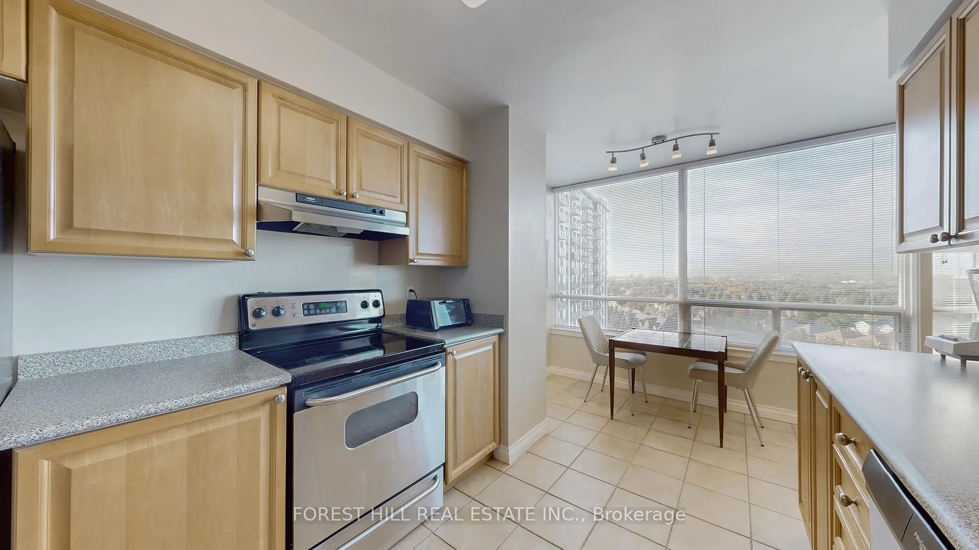 Photo 16 of Unit 1109, 110 Promenade Circle, Vaughan, Brownridge — HOMEH