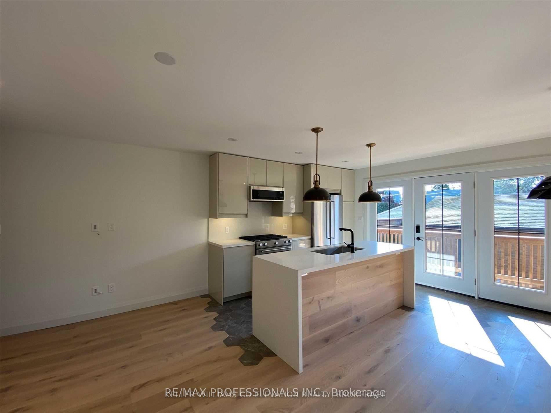 Photo 2 of Unit C, 41 Rolyat Street, Toronto, Trinity-Bellwoods — HOMEH