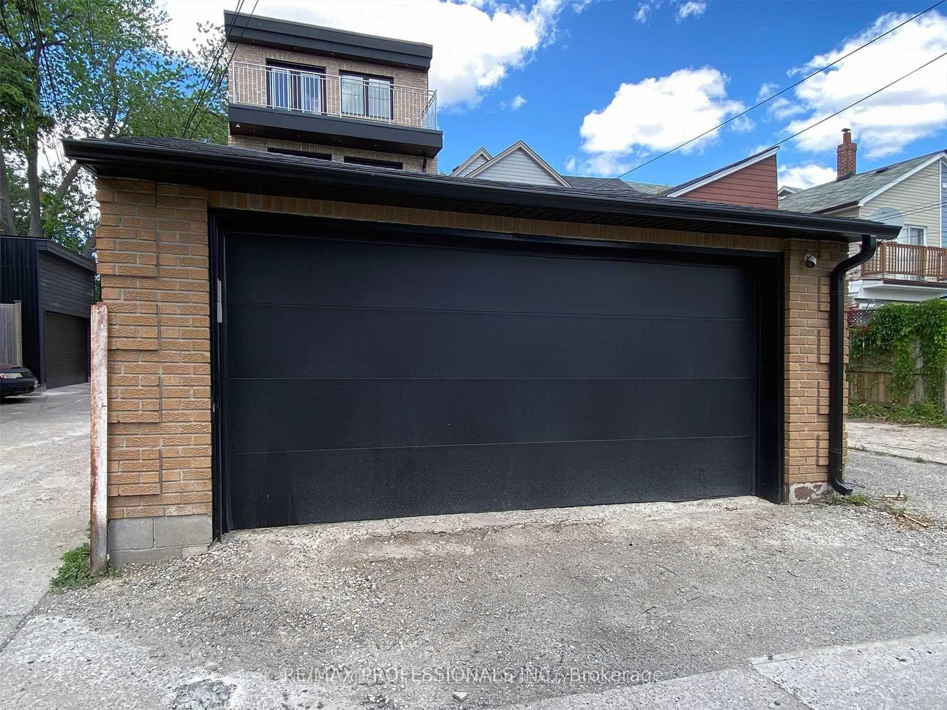 Photo 4 of Unit C, 41 Rolyat Street, Toronto, Trinity-Bellwoods — HOMEH