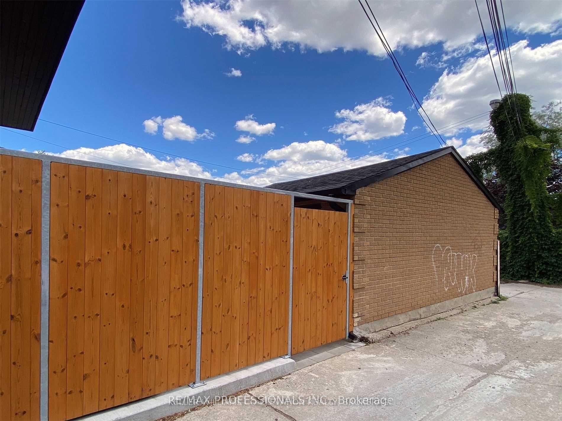 Photo 41 of Unit C, 41 Rolyat Street, Toronto, Trinity-Bellwoods — HOMEH