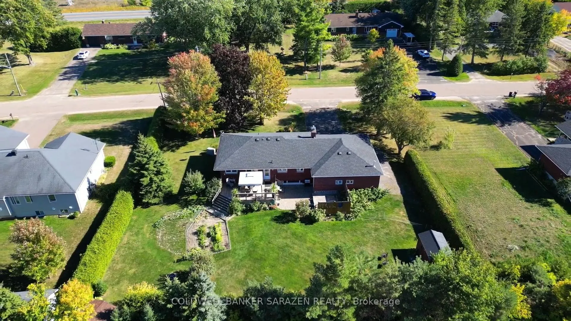 Photo 39 of 32 Wabalac Drive, McNab/Braeside, Mcnab/Braeside Twps — HOMEH