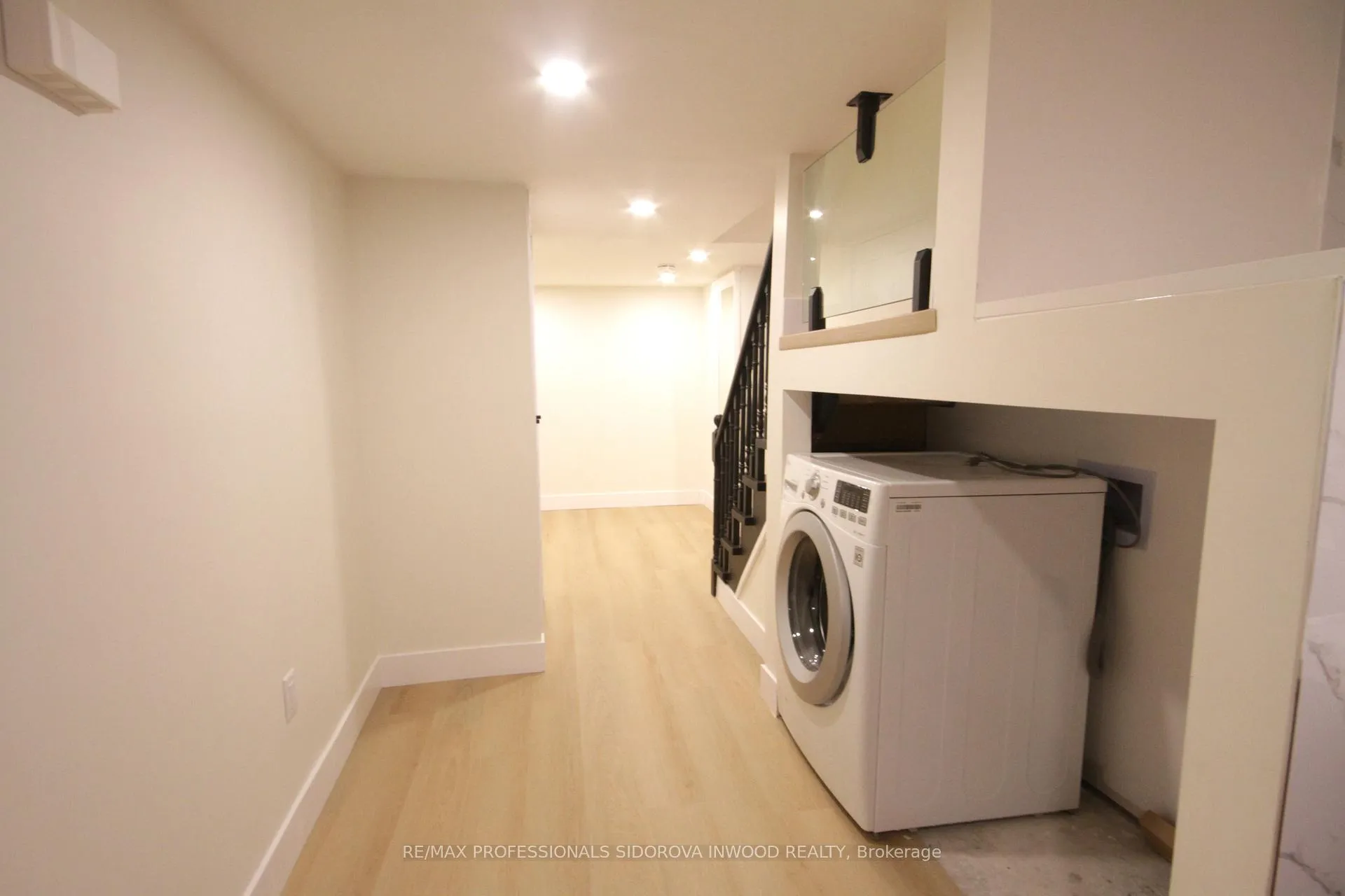 Photo 4 of Unit Bsmt, 52 Rogers Road, Toronto, Oakwood Village — HOMEH