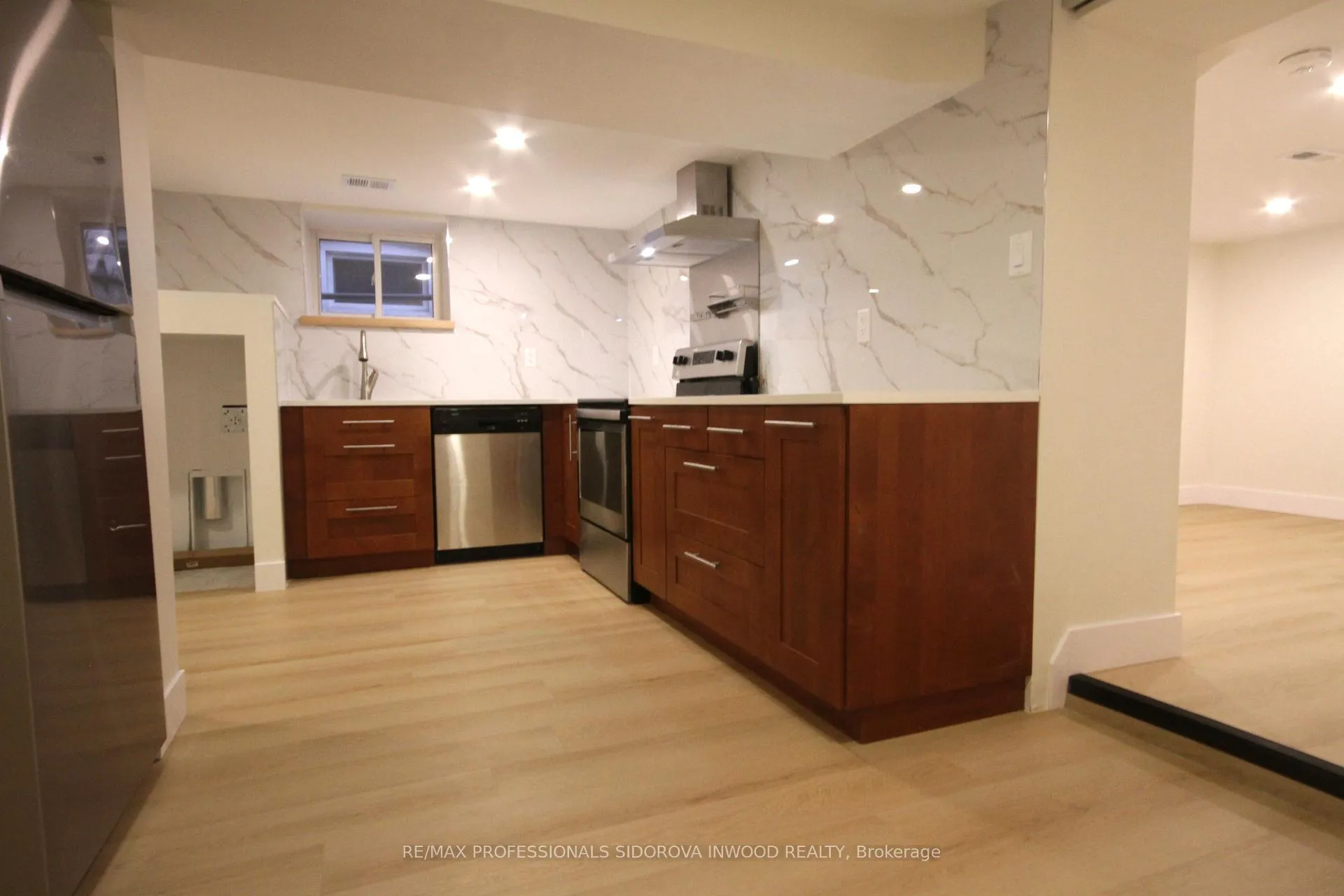 Photo 8 of Unit Bsmt, 52 Rogers Road, Toronto, Oakwood Village — HOMEH