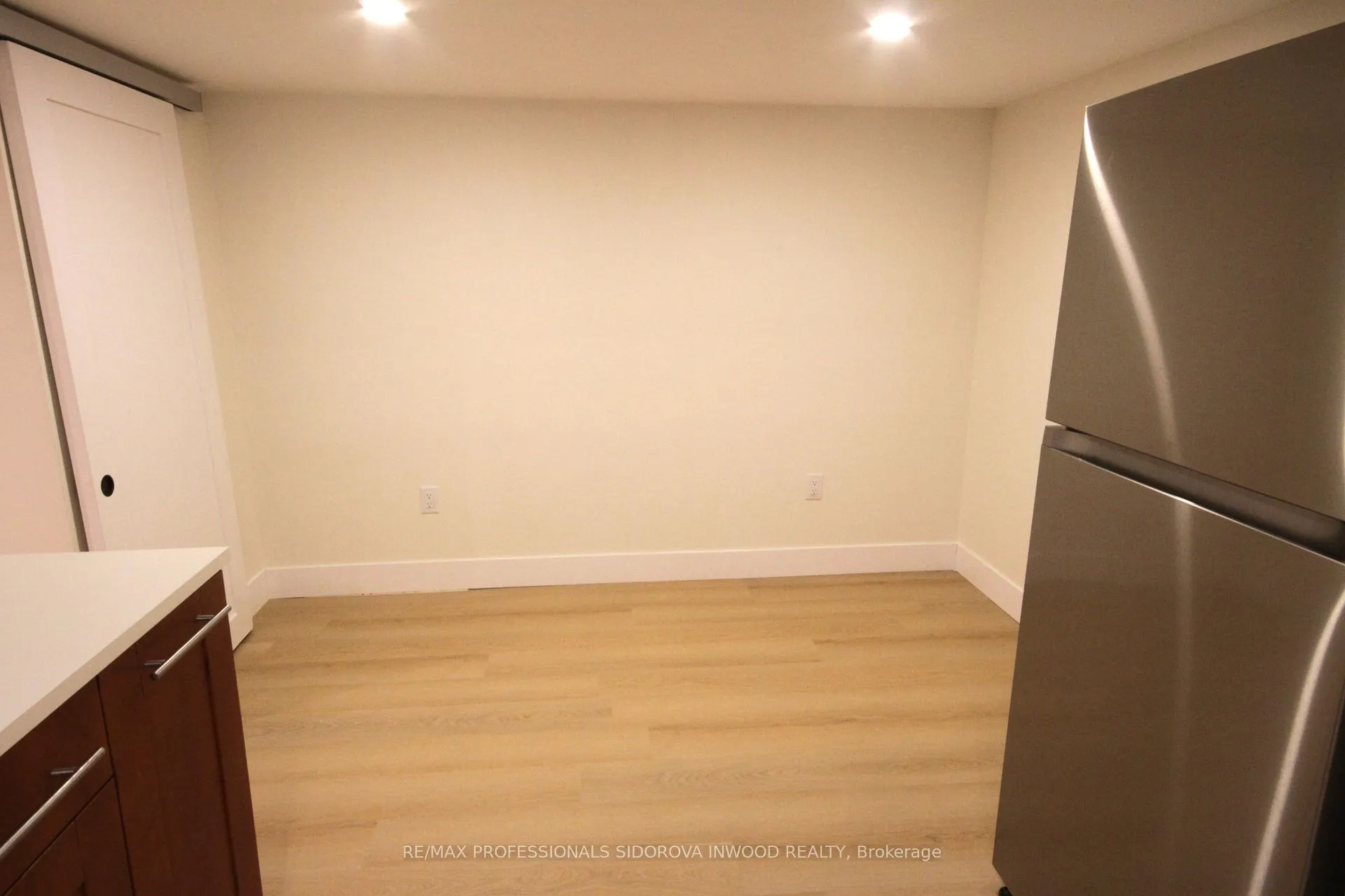 Photo 9 of Unit Bsmt, 52 Rogers Road, Toronto, Oakwood Village — HOMEH