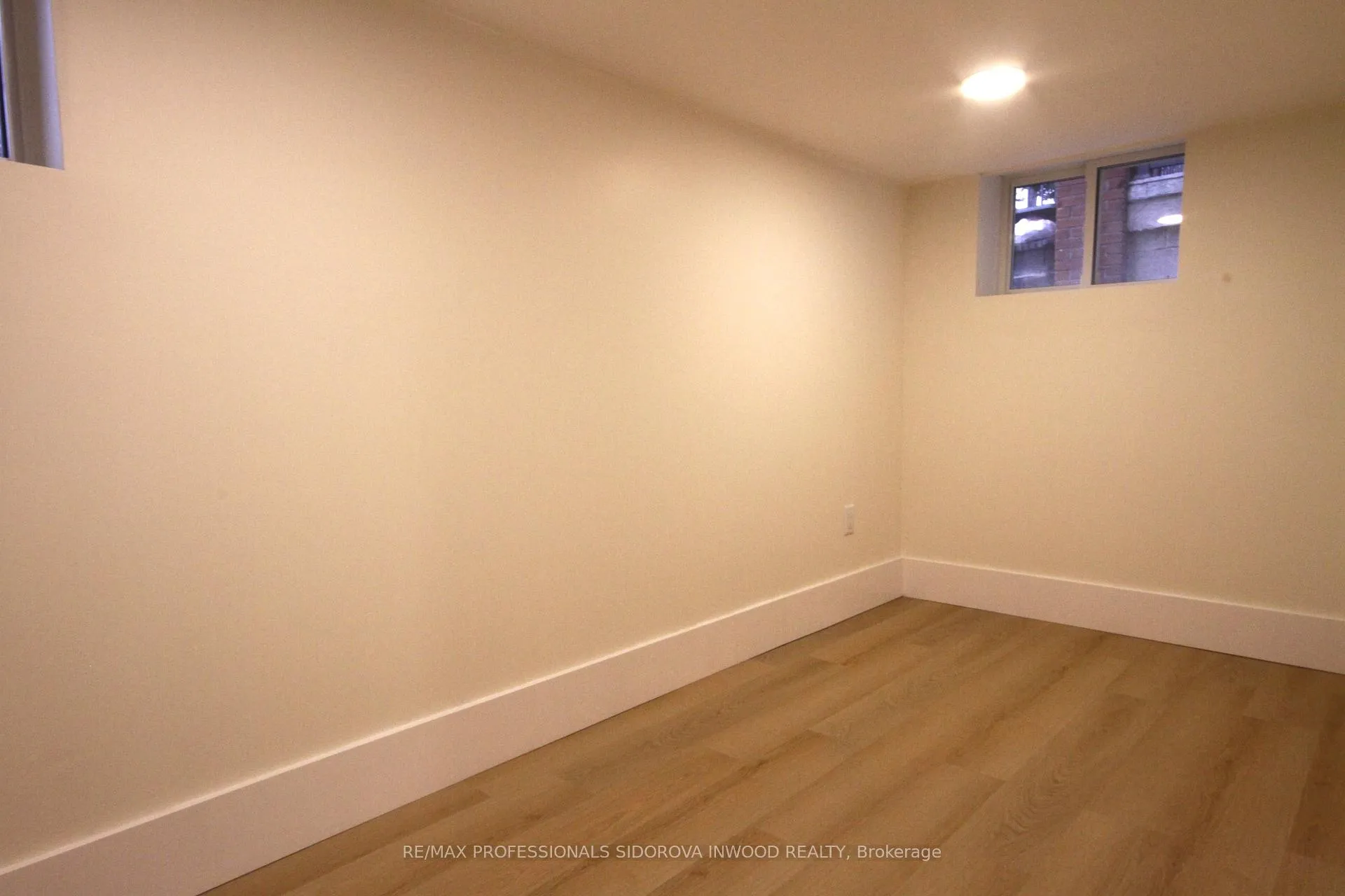 Photo 14 of Unit Bsmt, 52 Rogers Road, Toronto, Oakwood Village — HOMEH