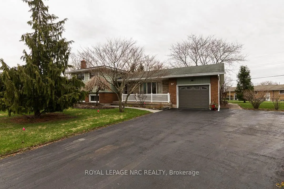 Photo 2 of 1 Heather Court, Welland, Prince Charles — HOMEH