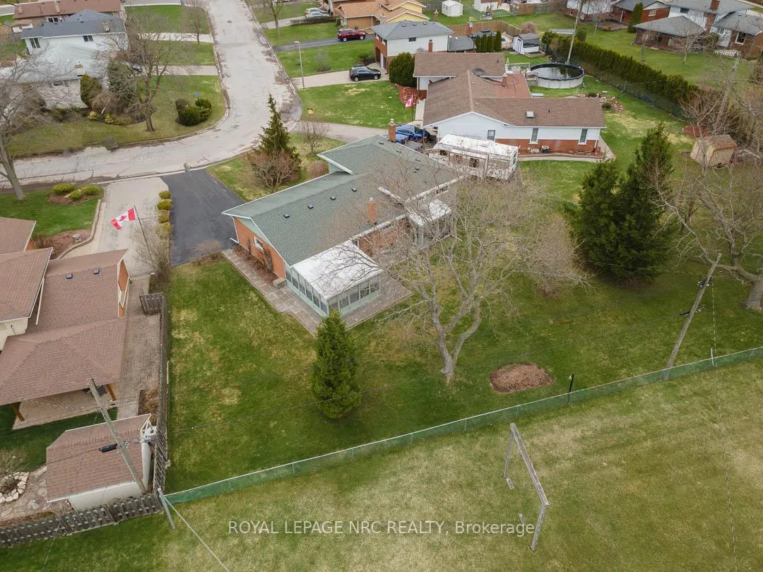 Photo 3 of 1 Heather Court, Welland, Prince Charles — HOMEH