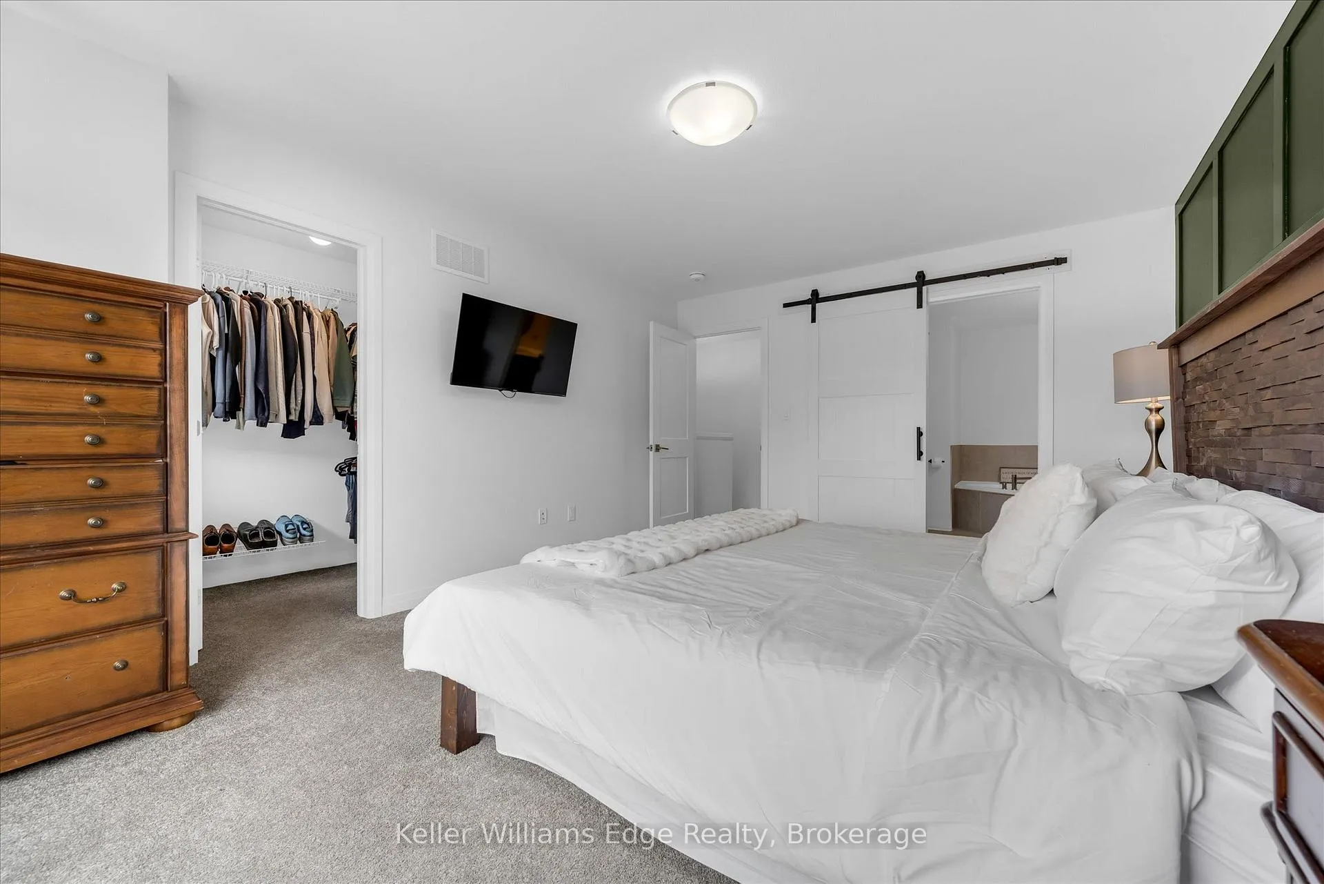 Photo 21 of 90 Soho Street, Hamilton, Stoney Creek Mountain — HOMEH