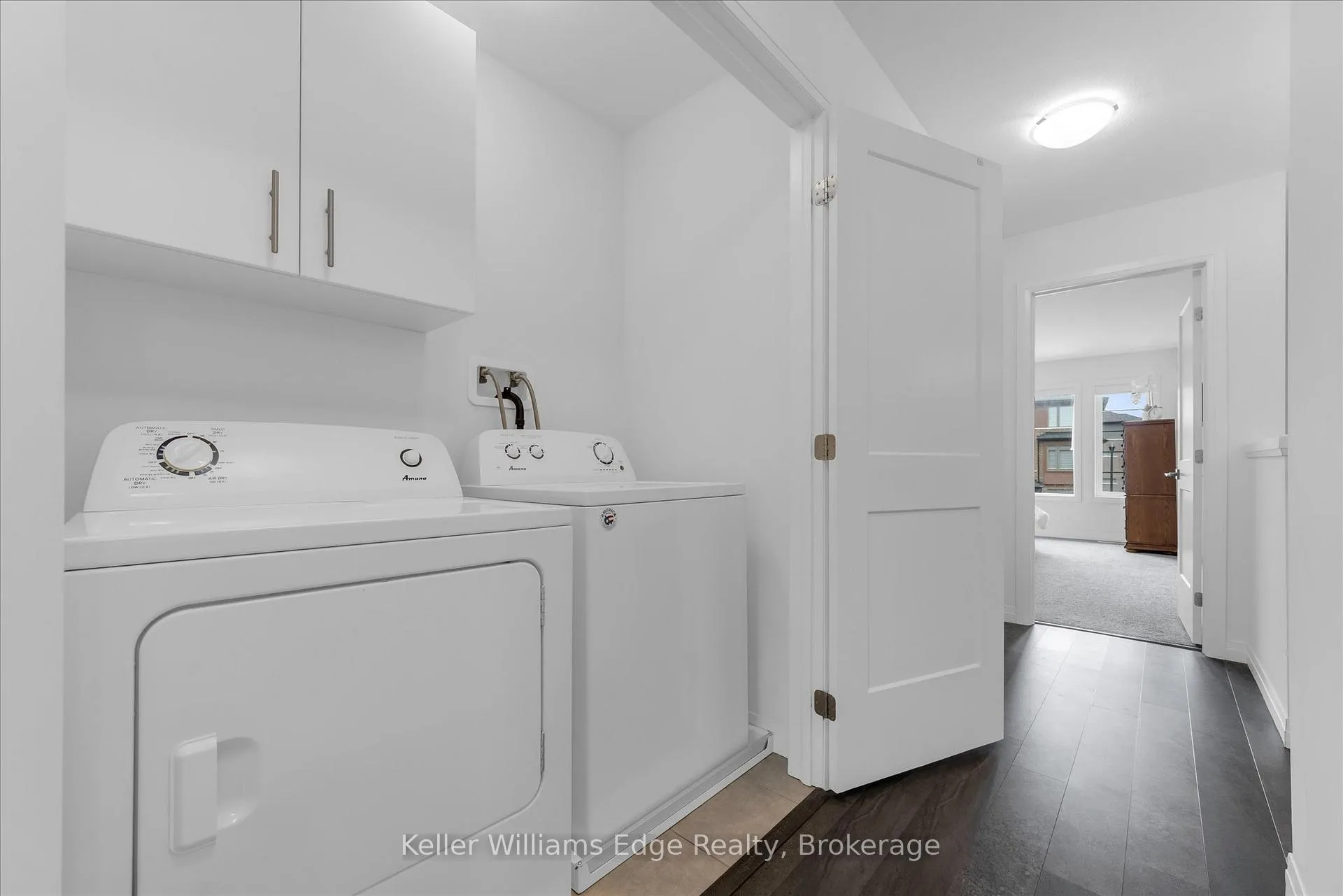Photo 26 of 90 Soho Street, Hamilton, Stoney Creek Mountain — HOMEH