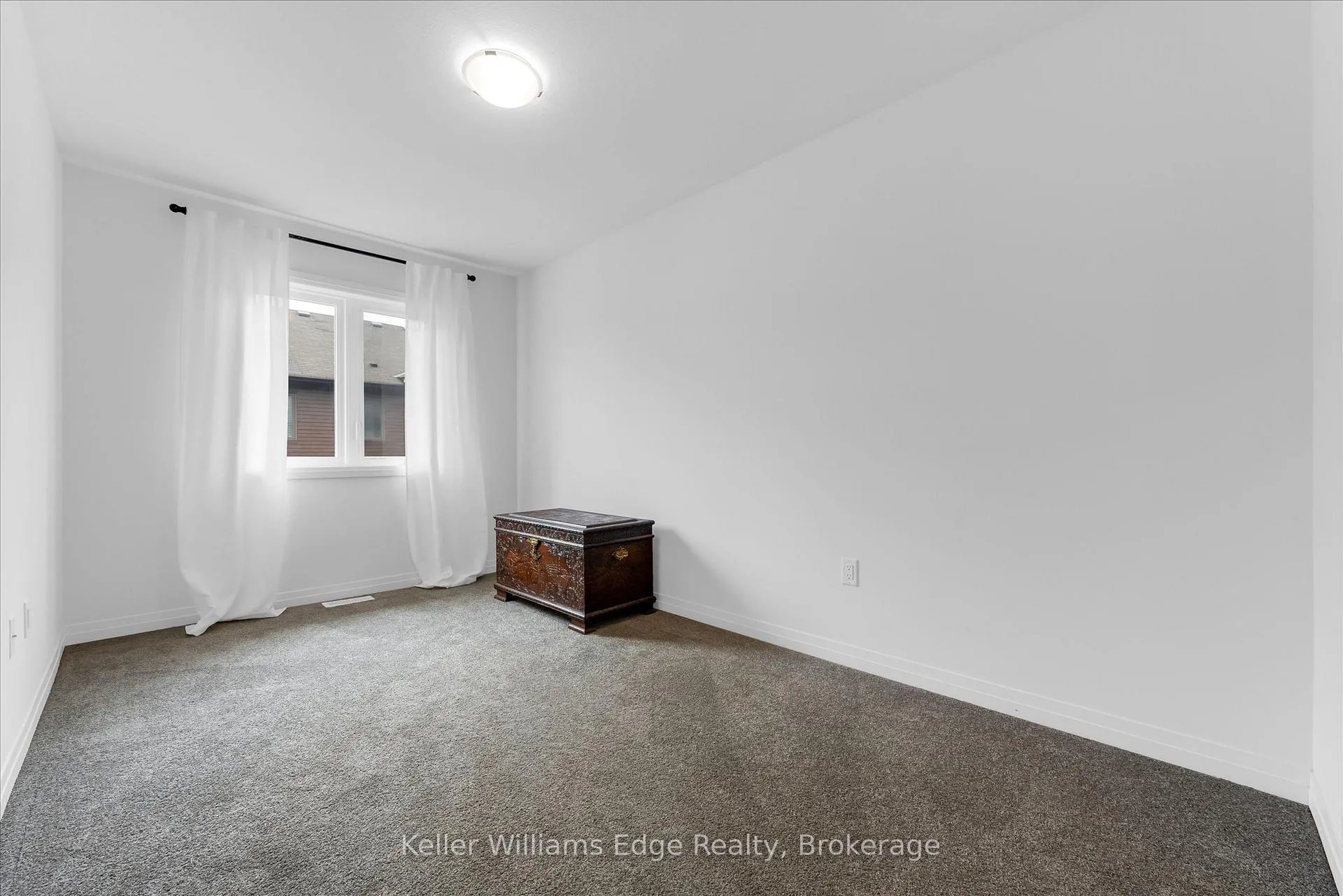 Photo 30 of 90 Soho Street, Hamilton, Stoney Creek Mountain — HOMEH