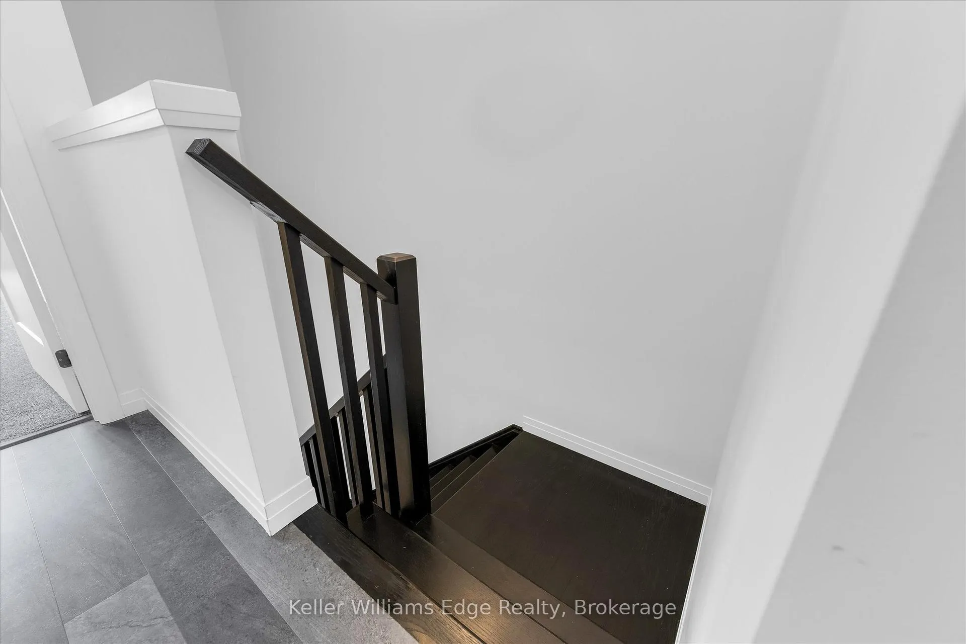 Photo 32 of 90 Soho Street, Hamilton, Stoney Creek Mountain — HOMEH
