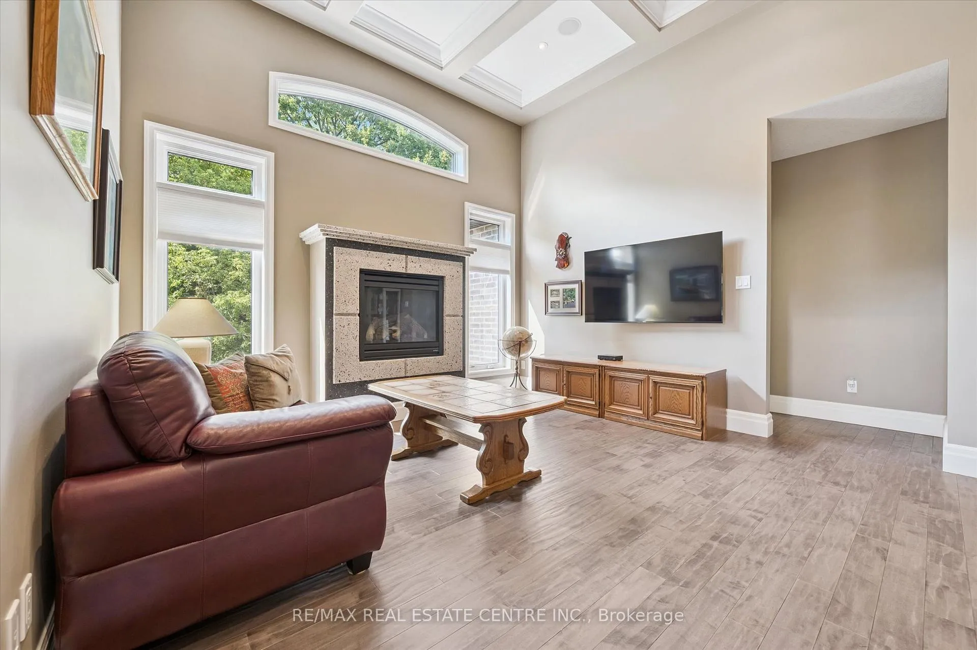 Photo 4 of 609 Pelham Street, Waterloo — HOMEH