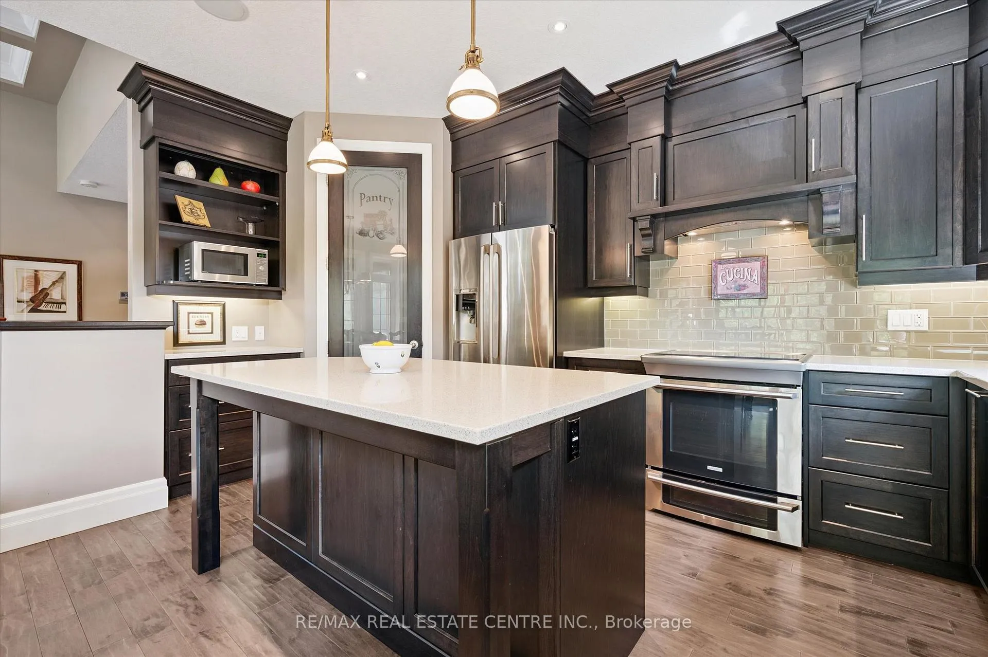 Photo 9 of 609 Pelham Street, Waterloo — HOMEH