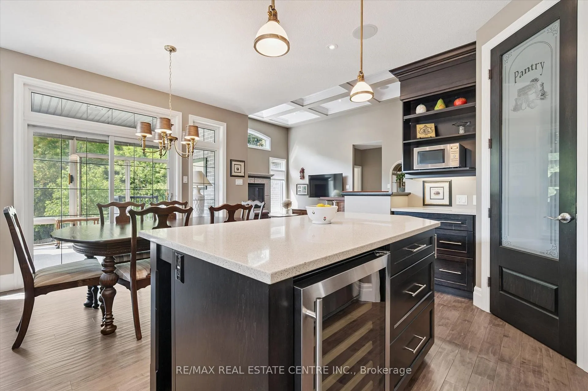 Photo 10 of 609 Pelham Street, Waterloo — HOMEH